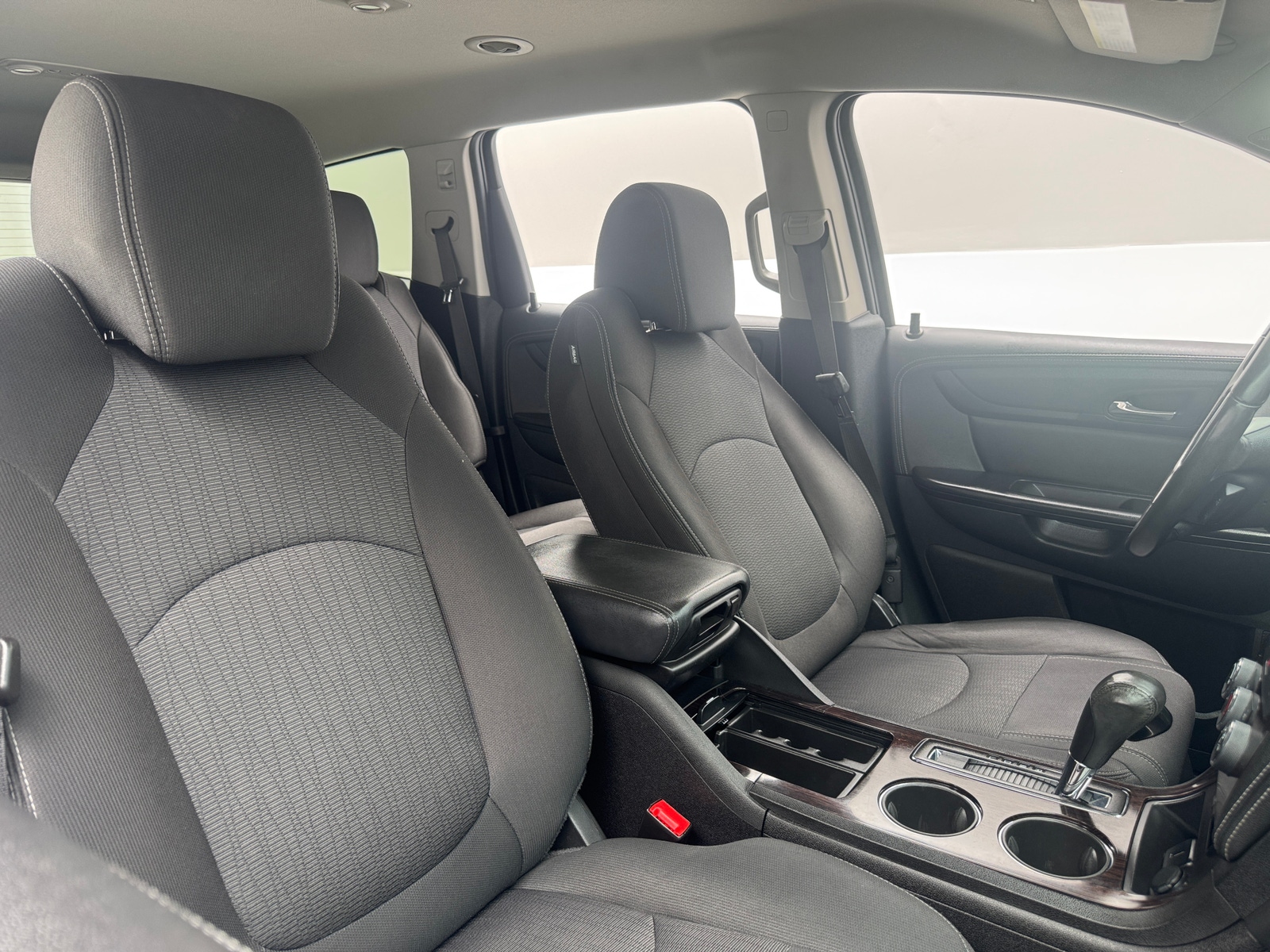 Thumbnail: 2017 Chevrolet Traverse - 2