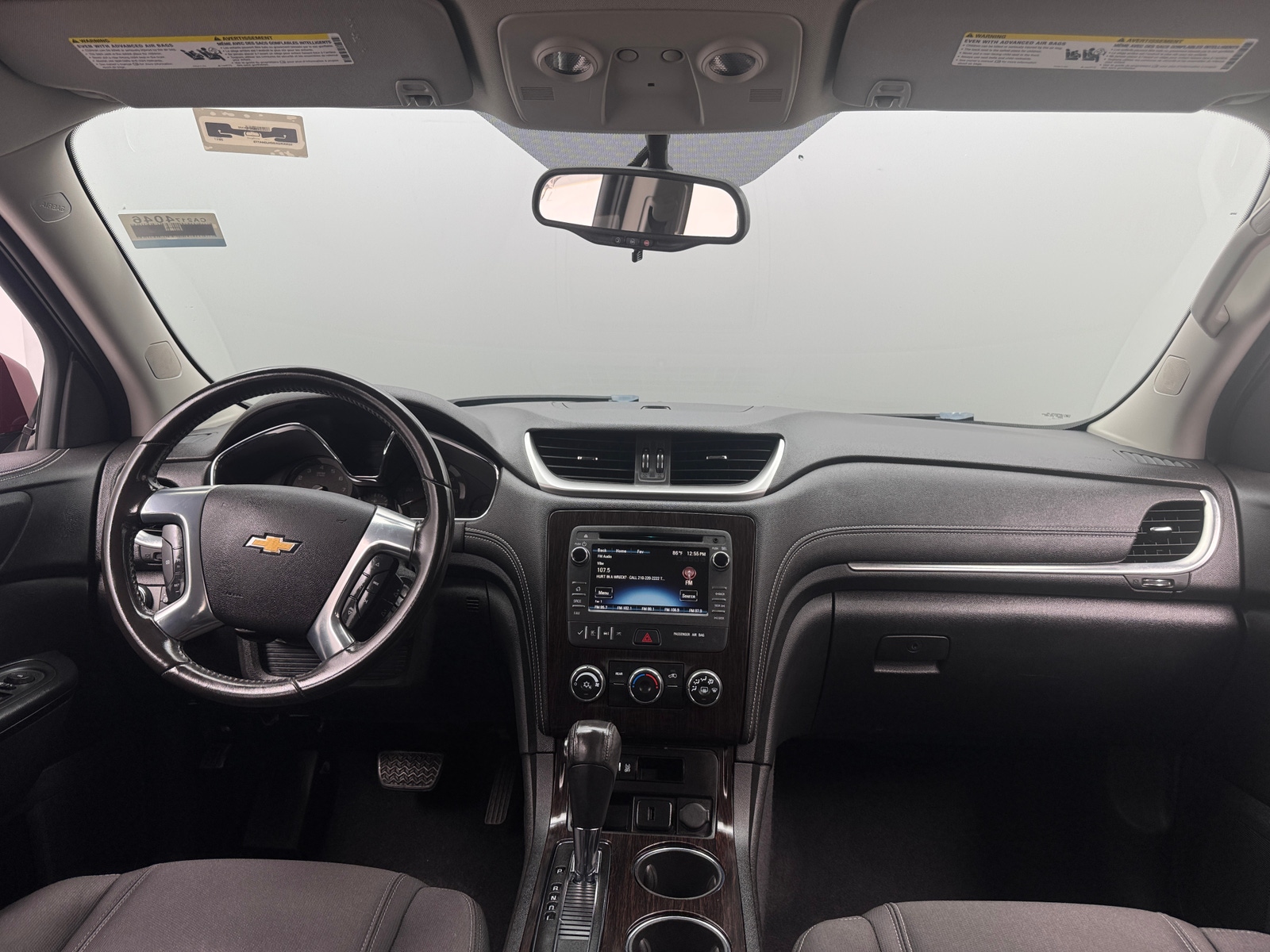 Thumbnail: 2017 Chevrolet Traverse - 3