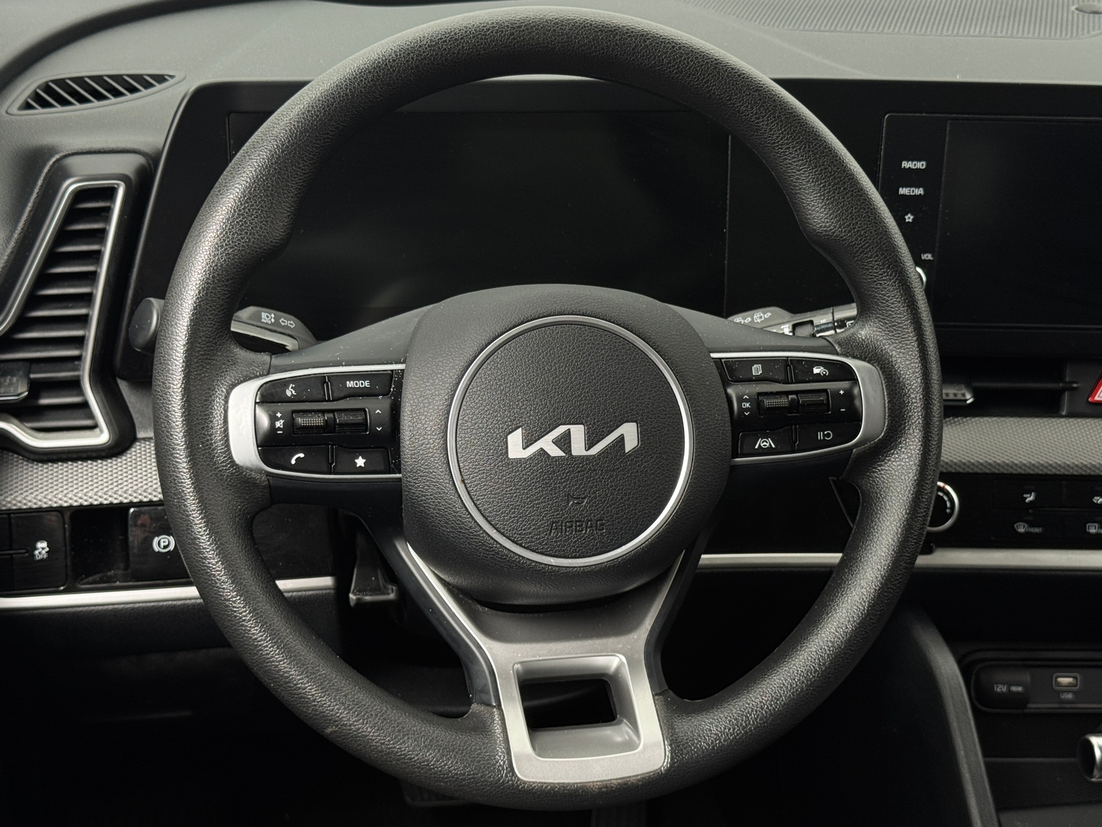 Thumbnail: 2025 Kia Sportage - 5