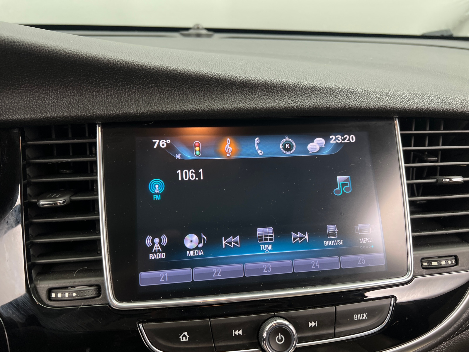 Thumbnail: 2017 Buick Encore - 3