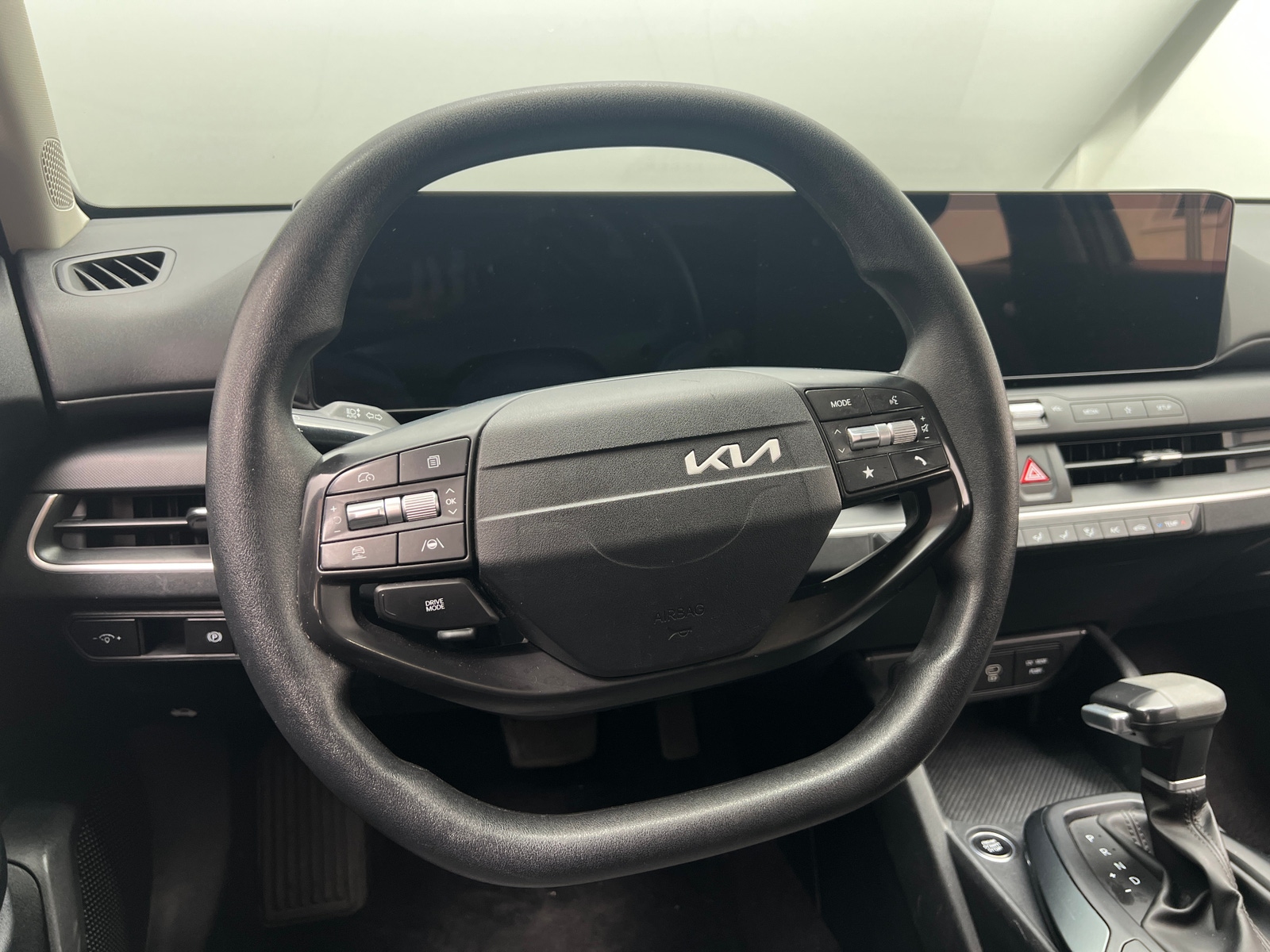 Thumbnail: 2025 Kia K4 - 5