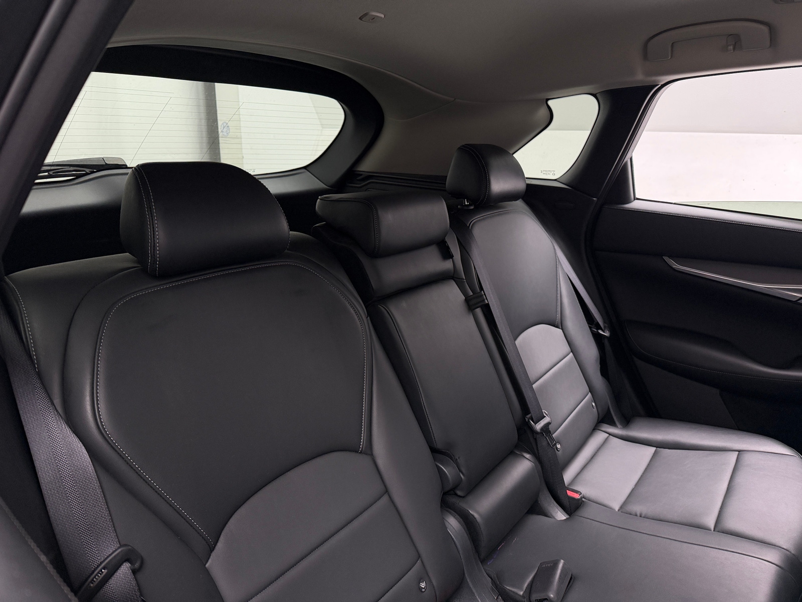 Thumbnail: 2023 INFINITI QX50 - 5