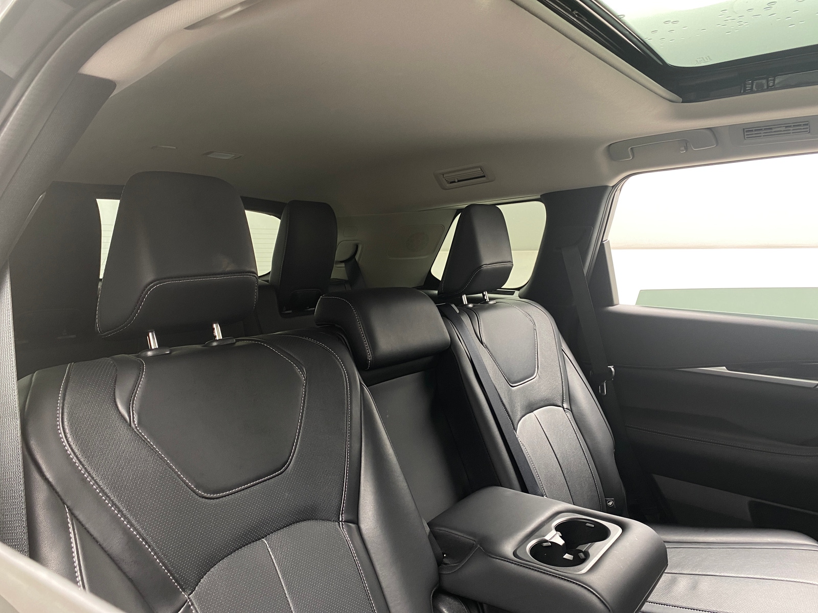 Thumbnail: 2025 INFINITI QX60 - 5