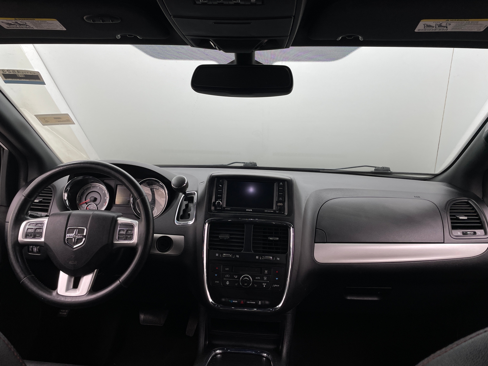 Thumbnail: 2019 Dodge Grand Caravan - 2