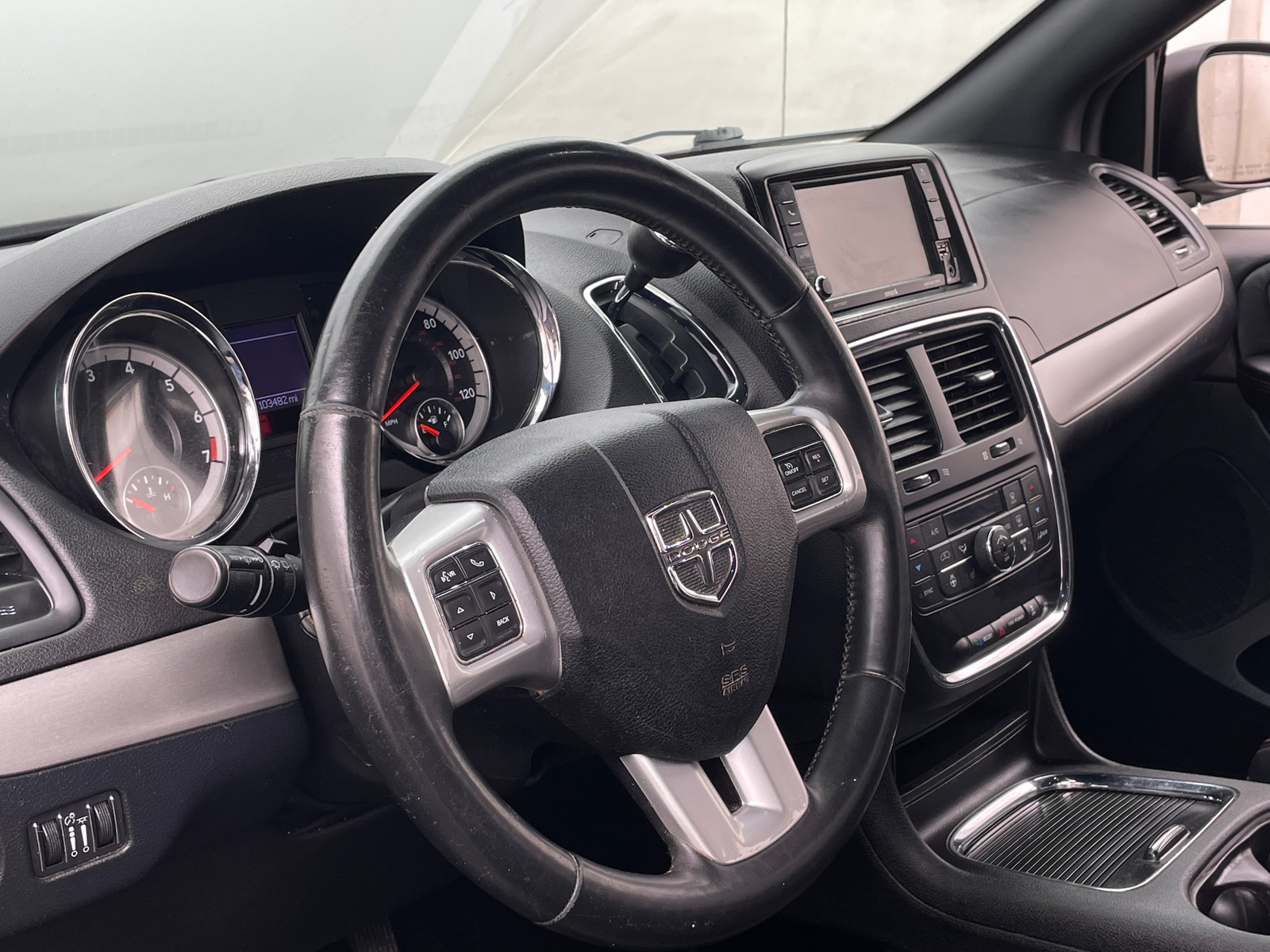 Thumbnail: 2019 Dodge Grand Caravan - 4