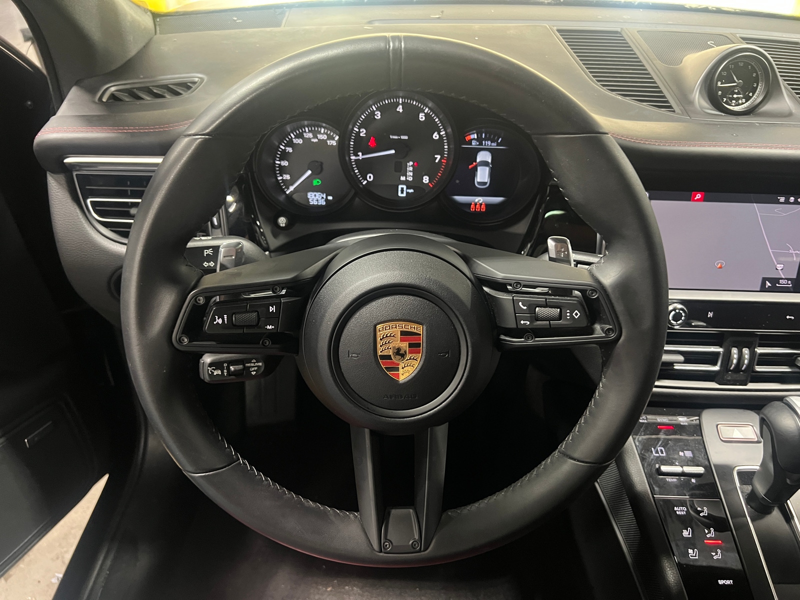 Thumbnail: 2024 Porsche Macan - 4