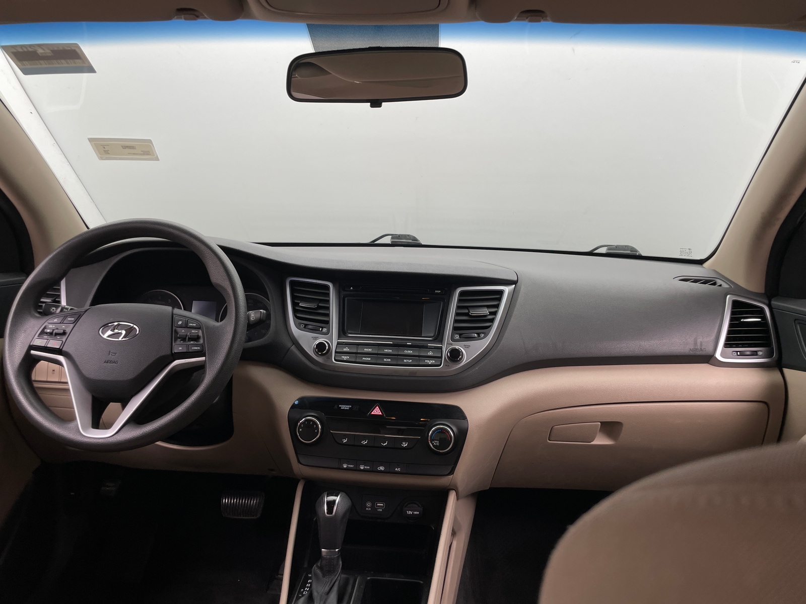 Thumbnail: 2017 Hyundai Tucson - 3