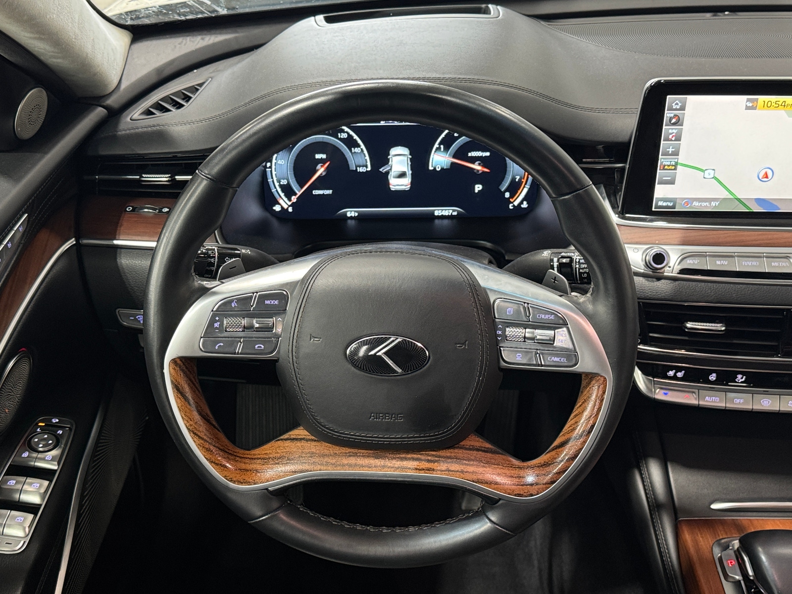 Thumbnail: 2019 Kia K900 - 4