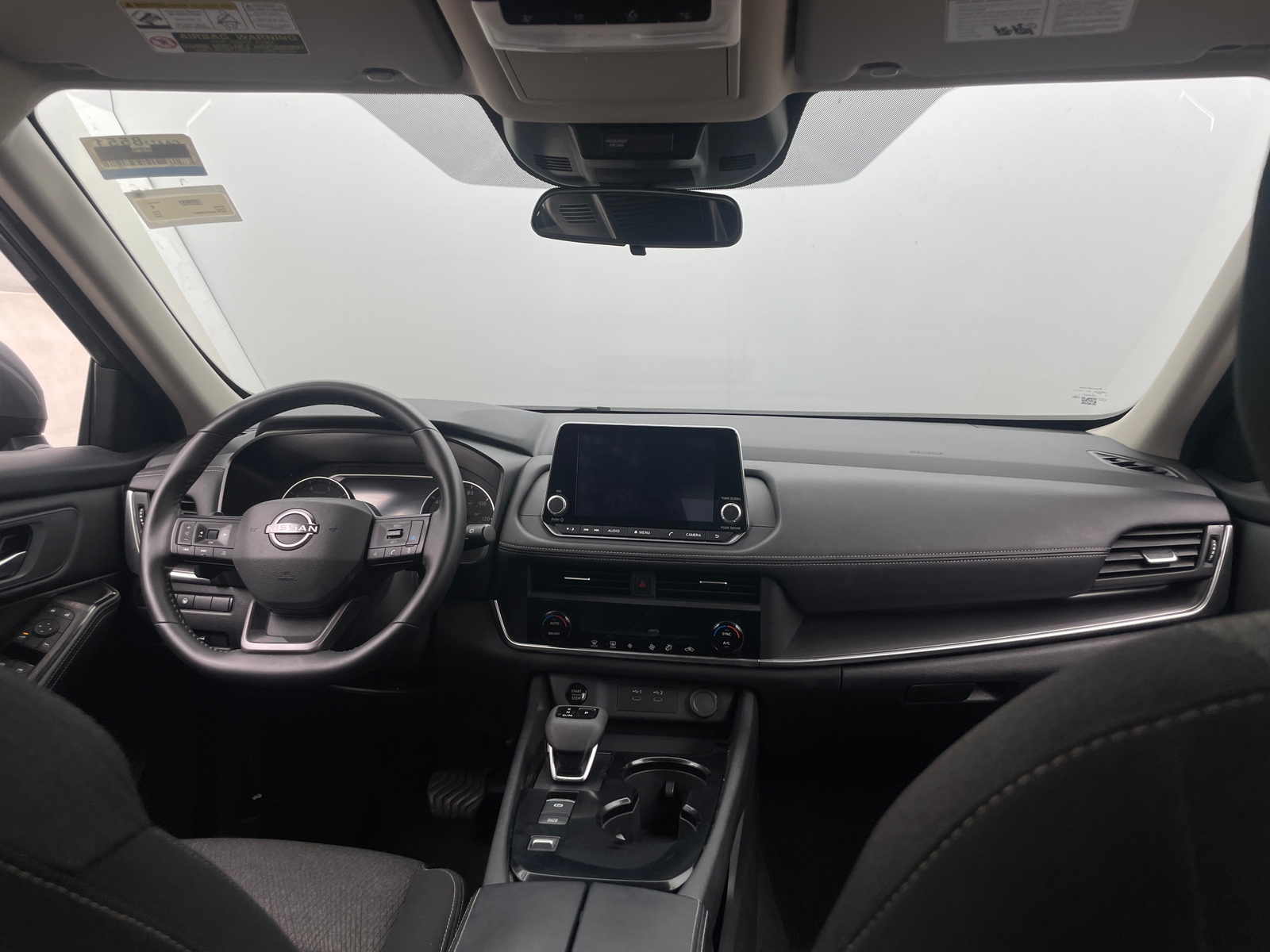 Thumbnail: 2025 Nissan Rogue - 3
