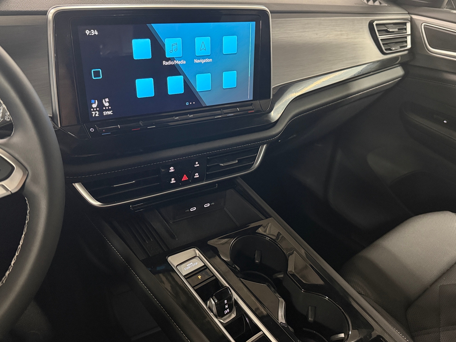 Thumbnail: 2025 Volkswagen Atlas - 3