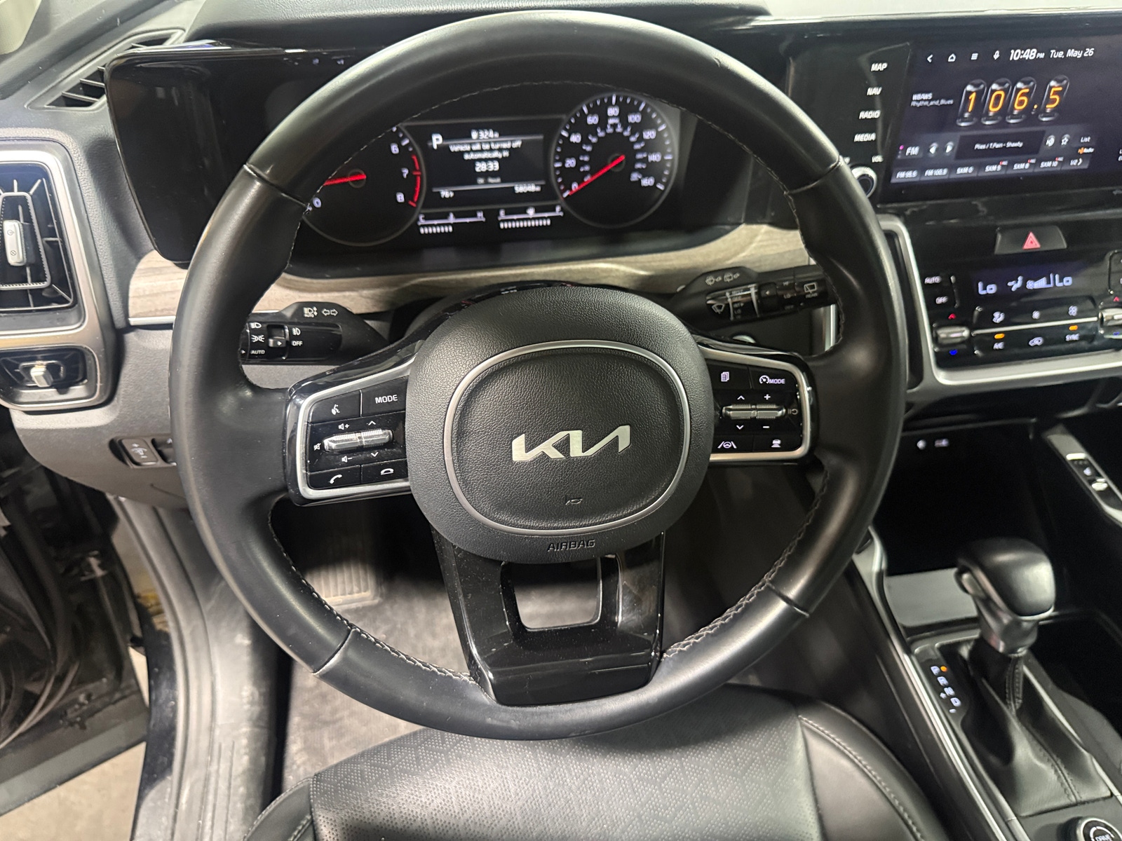 Thumbnail: 2022 Kia Sorento - 4