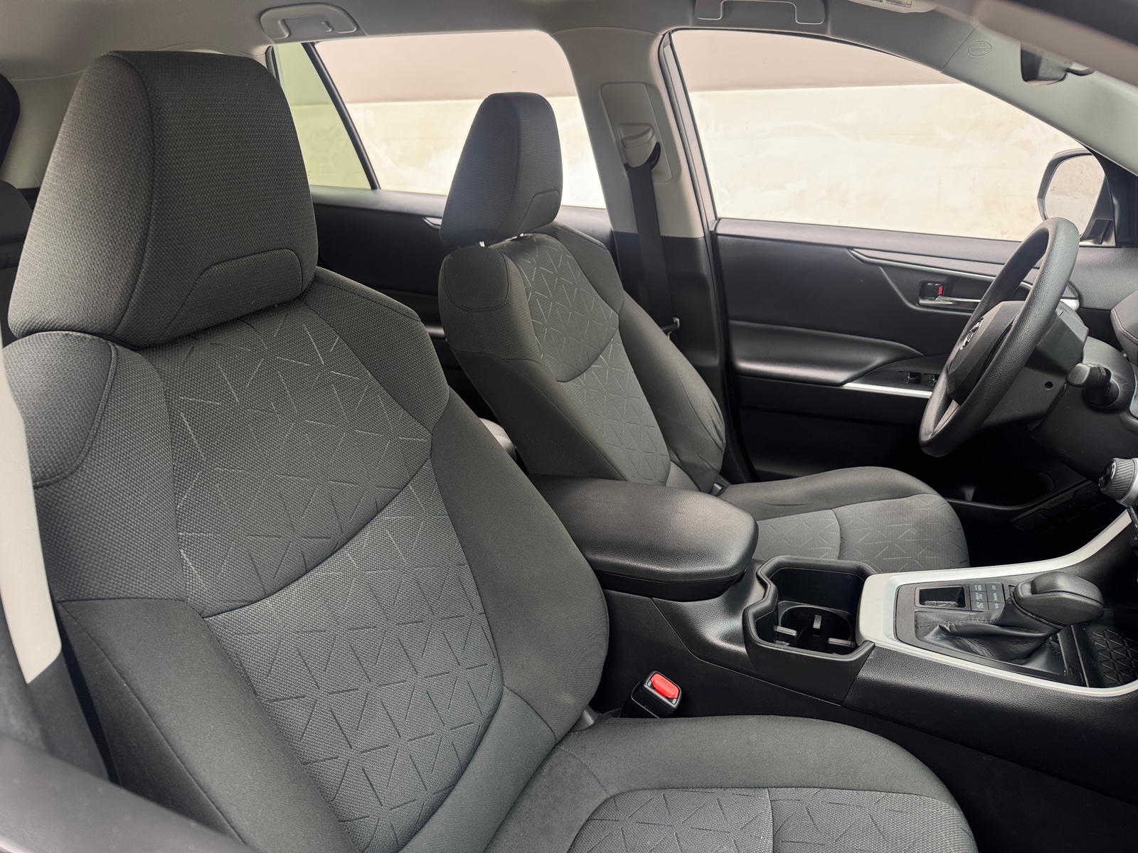 Thumbnail: 2022 Toyota RAV4 - 2