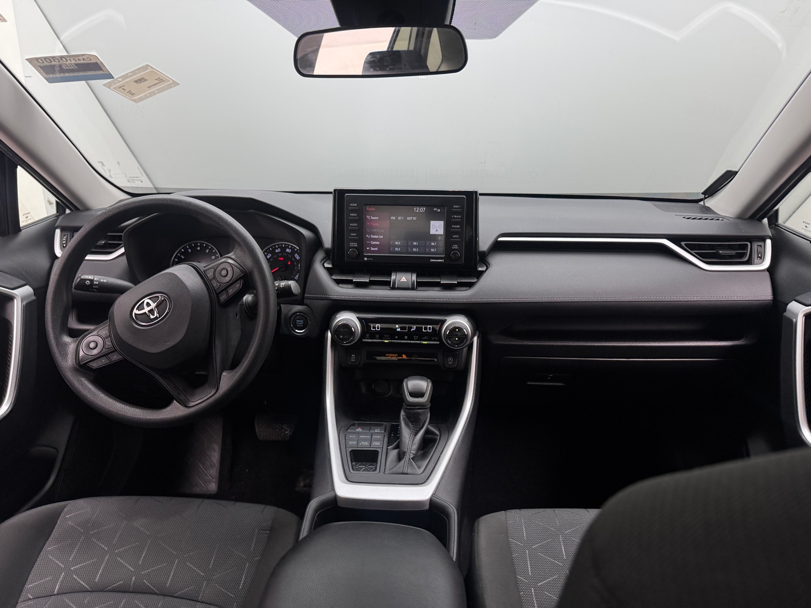 Thumbnail: 2022 Toyota RAV4 - 3