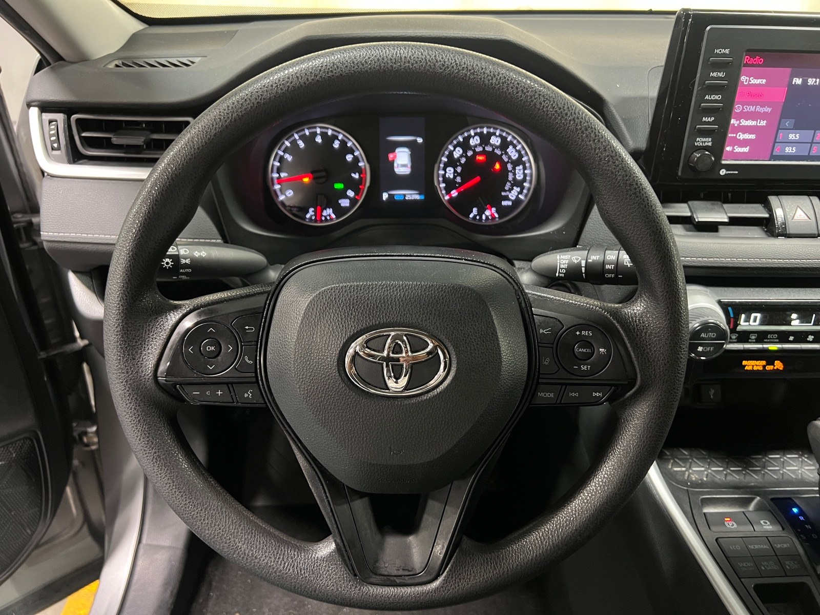 Thumbnail: 2022 Toyota RAV4 - 5