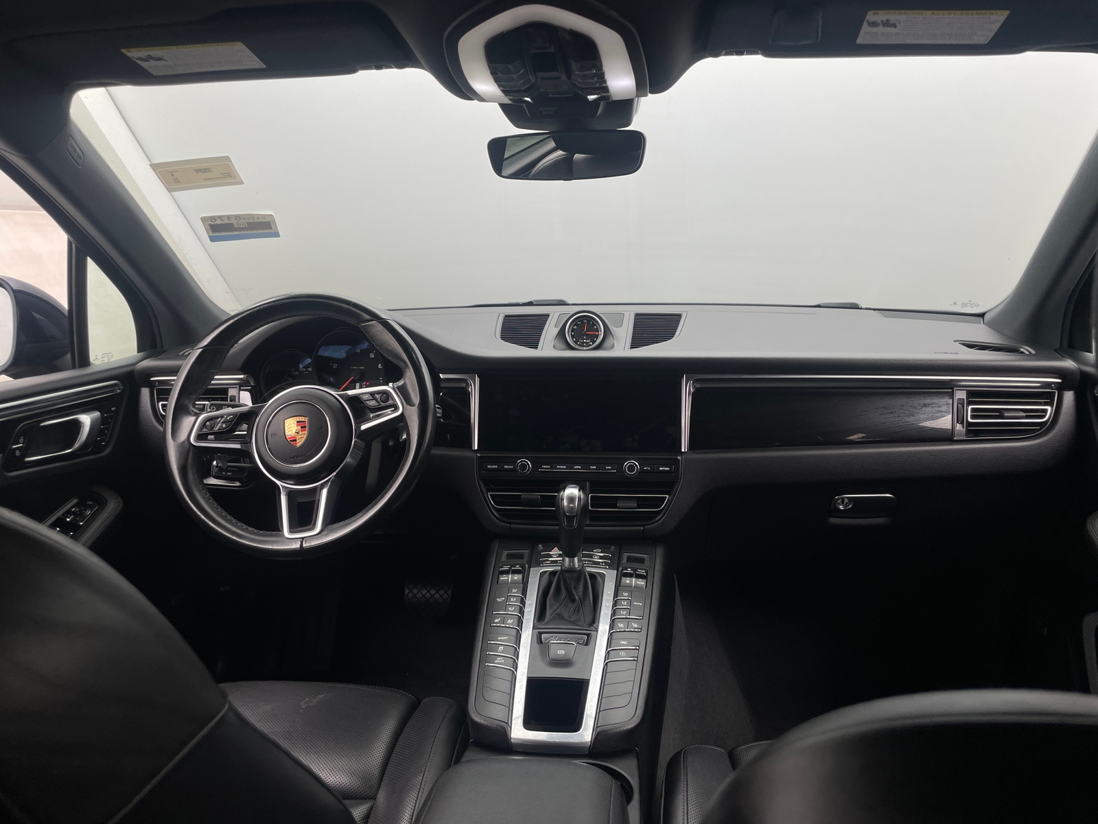 Thumbnail: 2019 Porsche Macan - 2