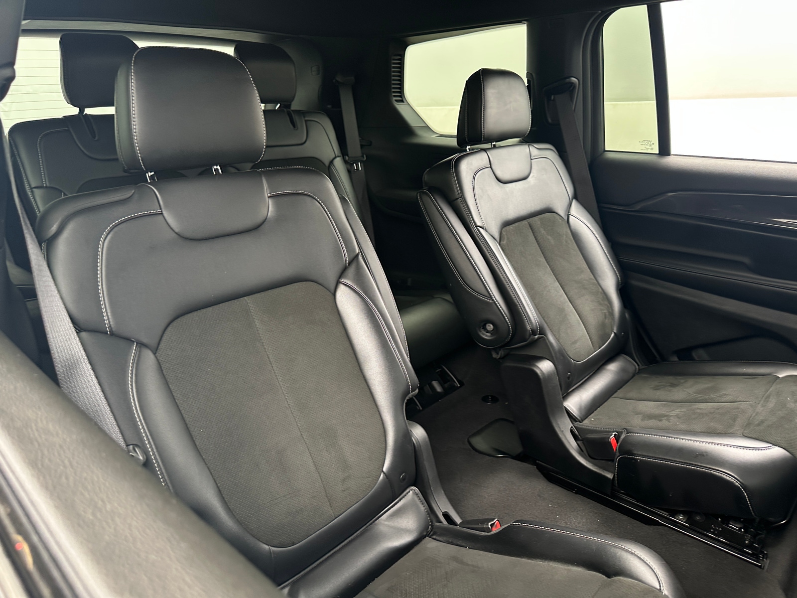 Thumbnail: 2021 Jeep Grand Cherokee L - 5
