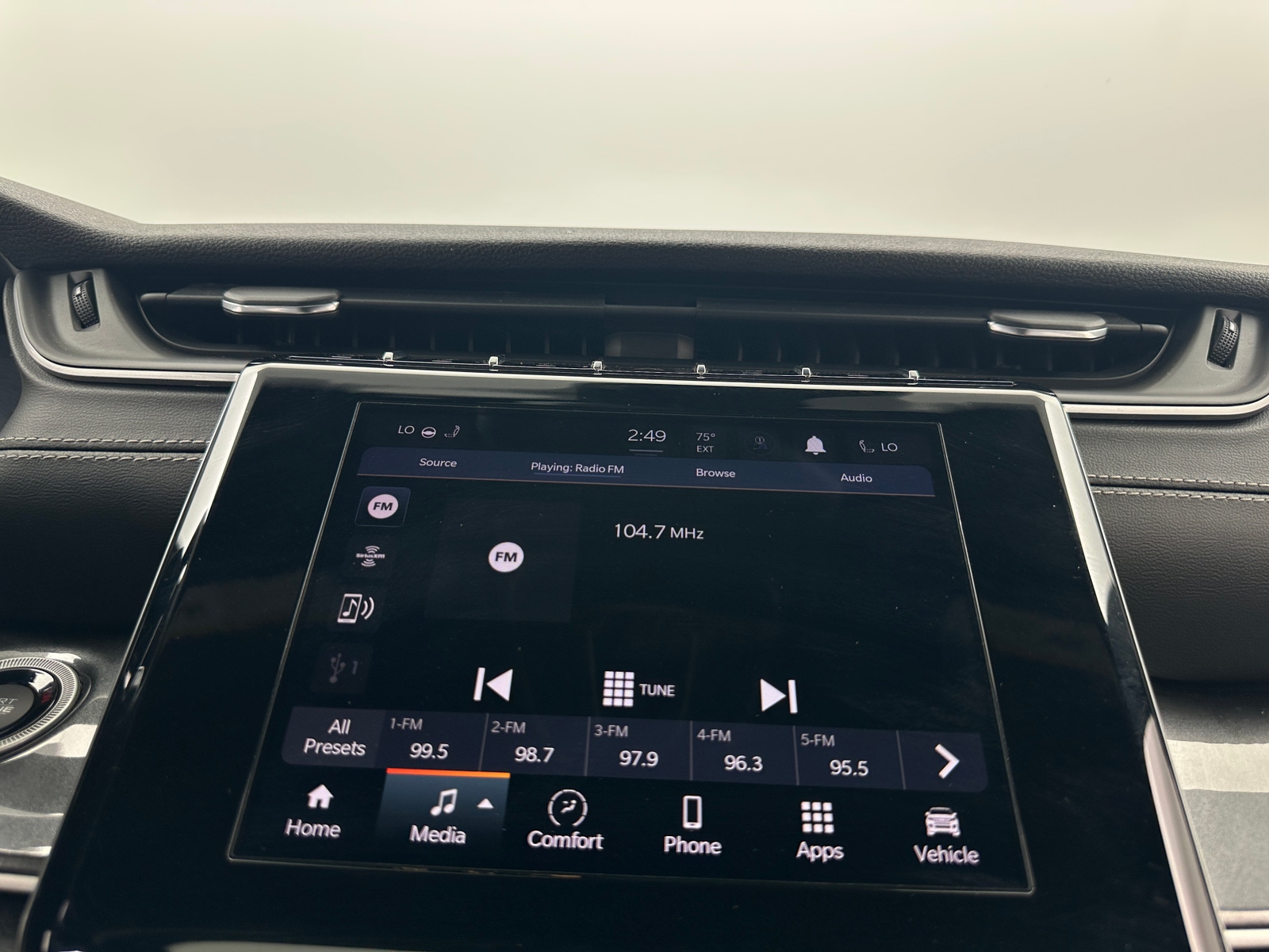 Thumbnail: 2021 Jeep Grand Cherokee L - 3