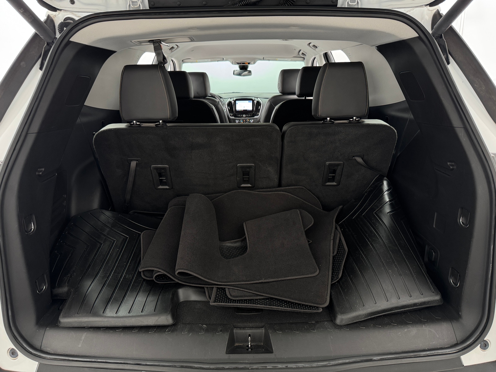 Thumbnail: 2021 Chevrolet Traverse - 6