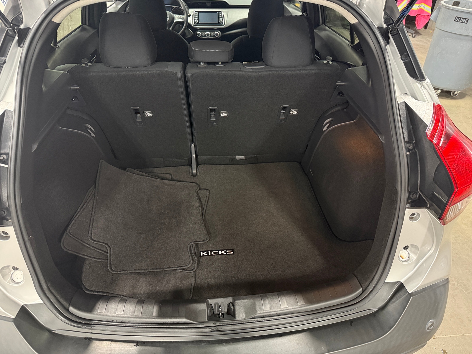Thumbnail: 2020 Nissan Kicks - 7