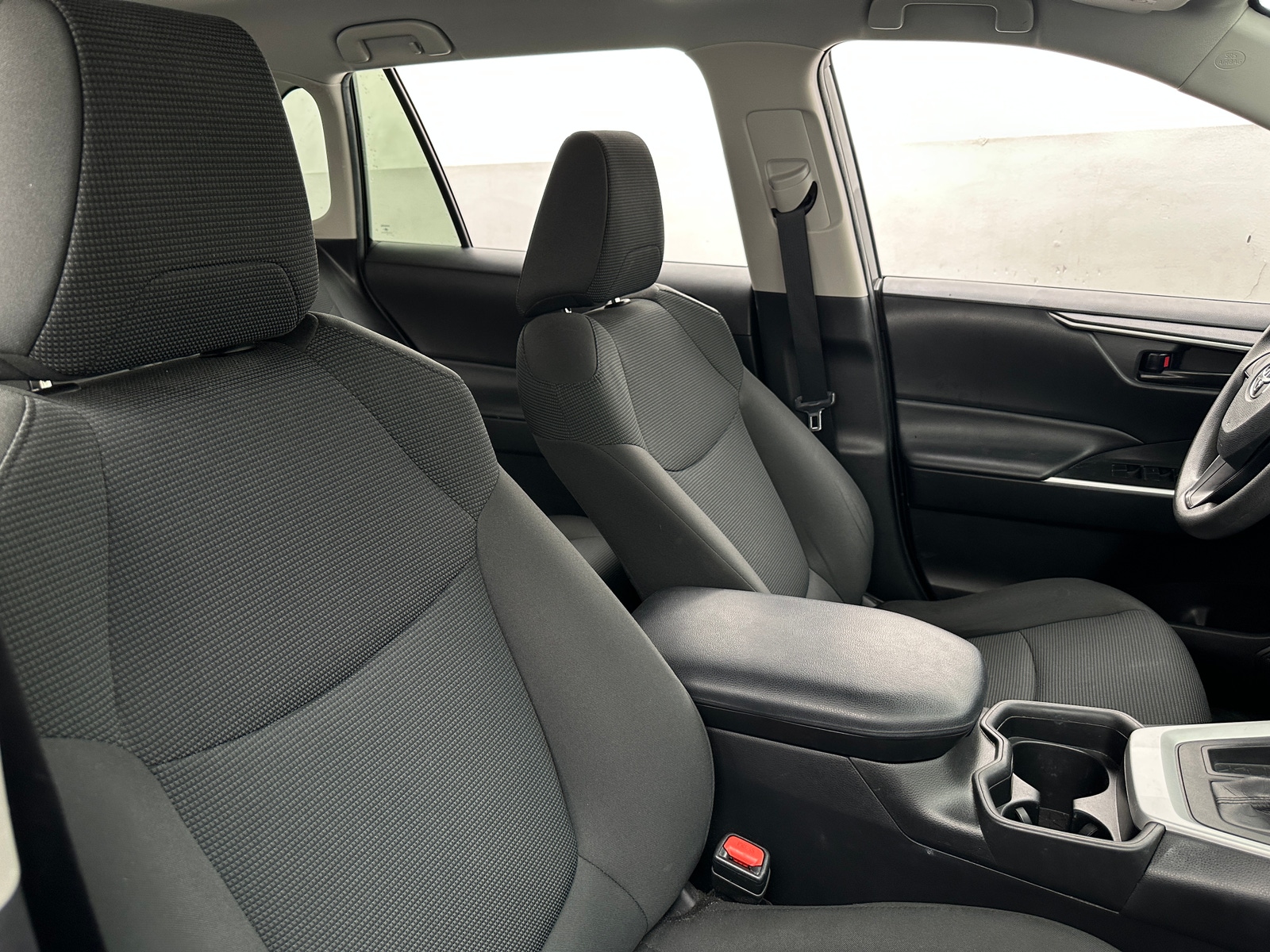 Thumbnail: 2021 Toyota RAV4 - 2