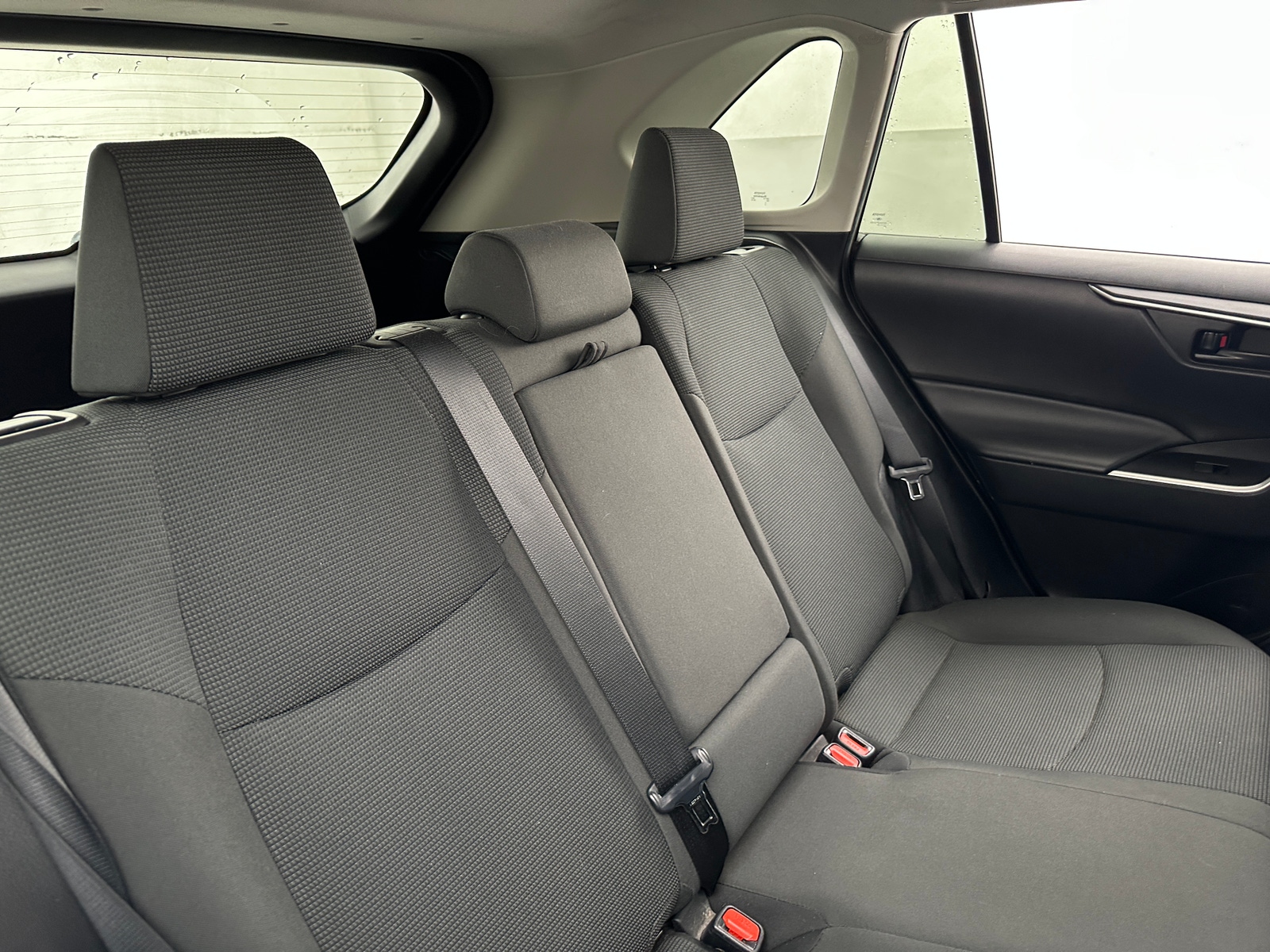 Thumbnail: 2021 Toyota RAV4 - 6