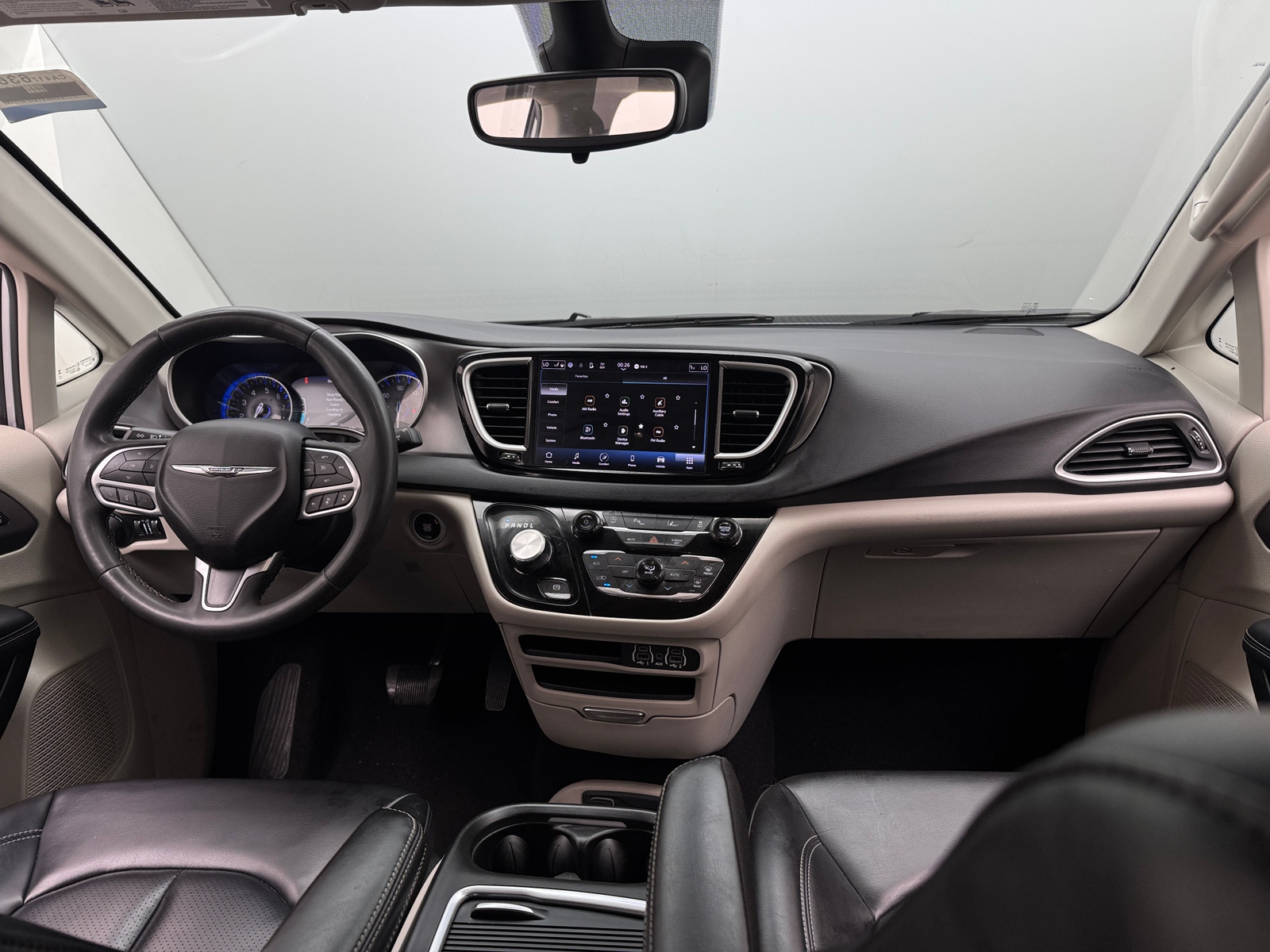 Thumbnail: 2023 Chrysler Pacifica - 2