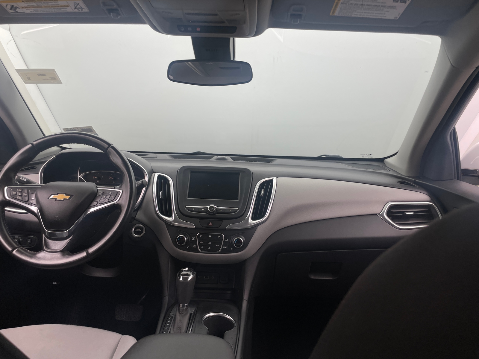 Thumbnail: 2020 Chevrolet Equinox - 3