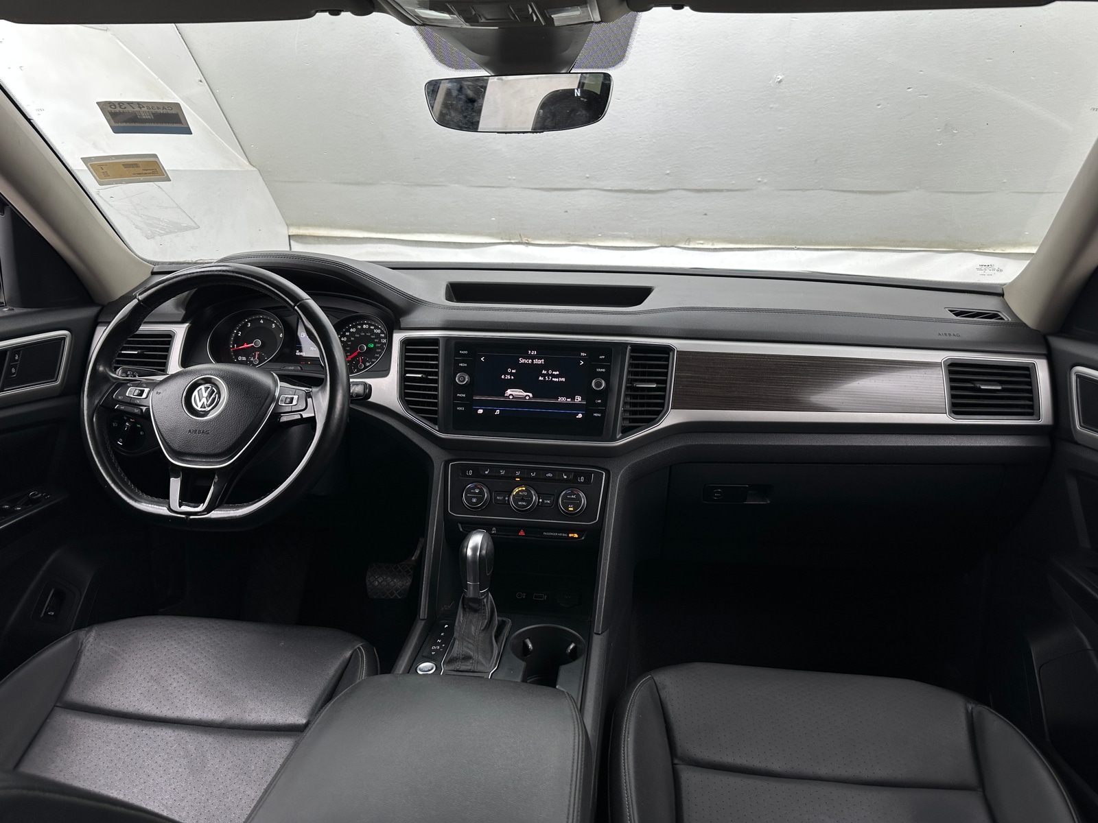 Thumbnail: 2018 Volkswagen Atlas - 2