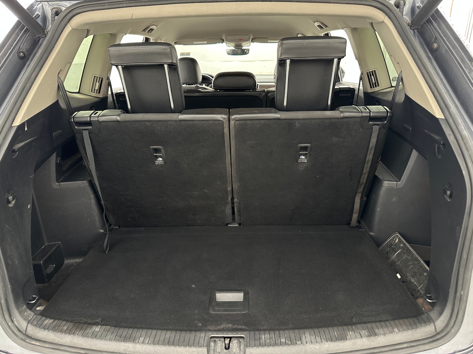 Thumbnail: 2018 Volkswagen Atlas - 6