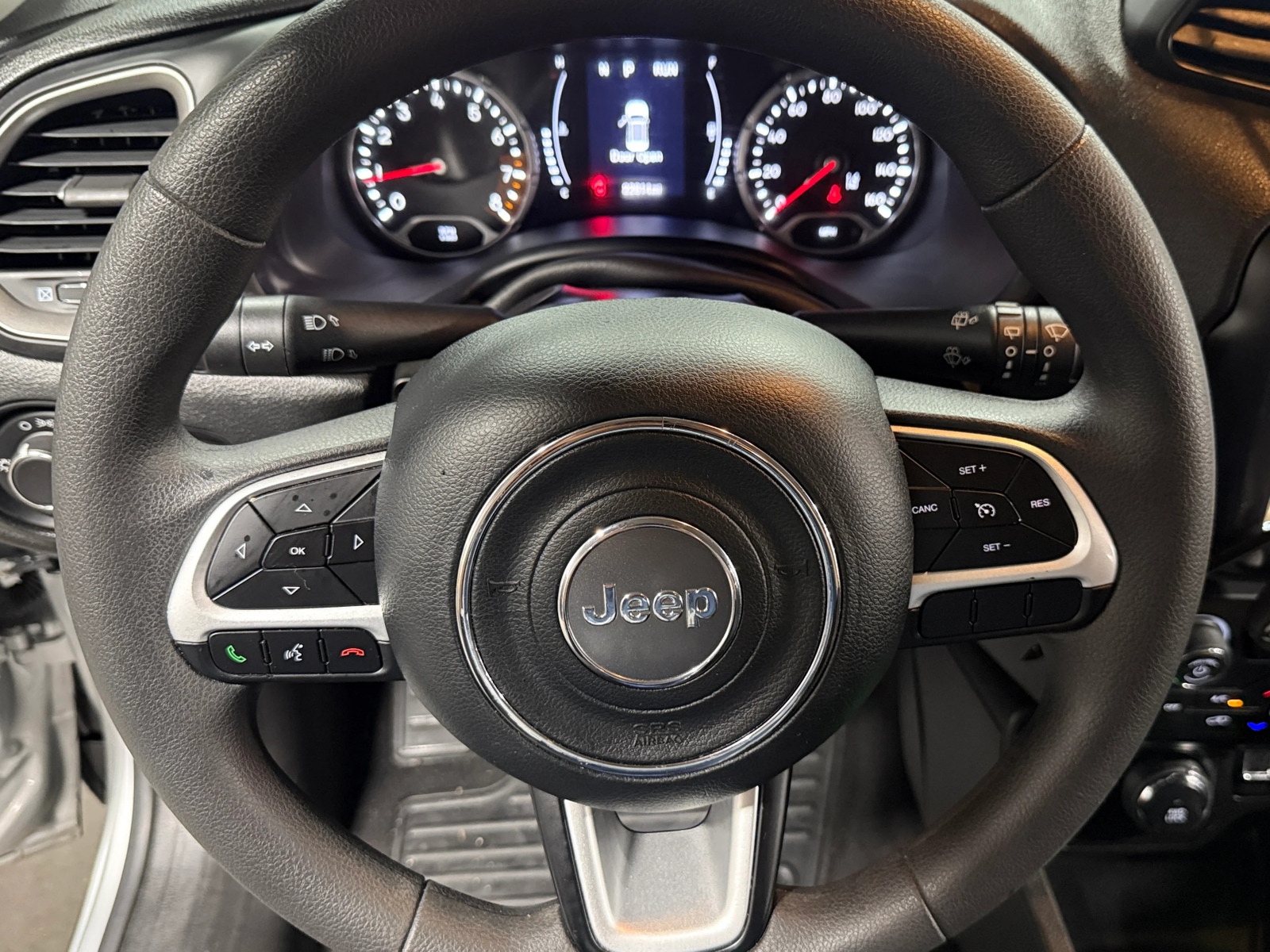 Thumbnail: 2021 Jeep Renegade - 5