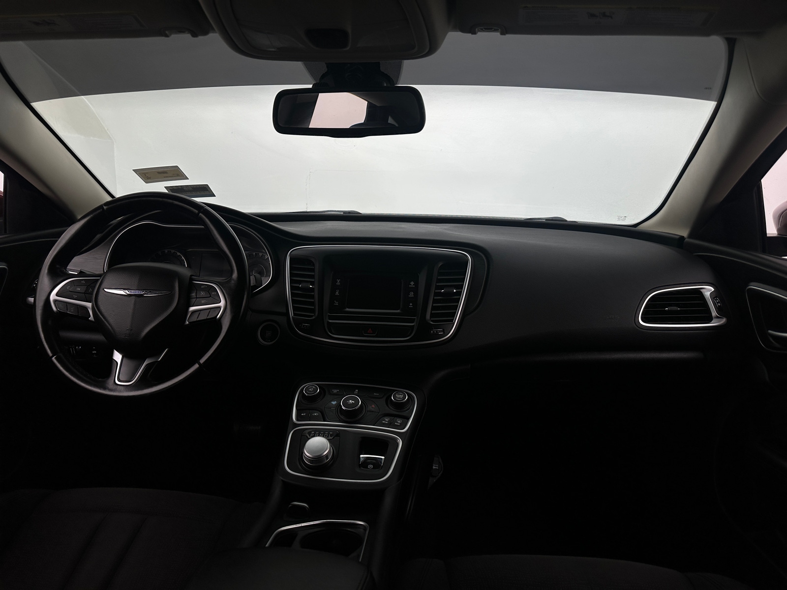 Thumbnail: 2016 Chrysler 200 - 3