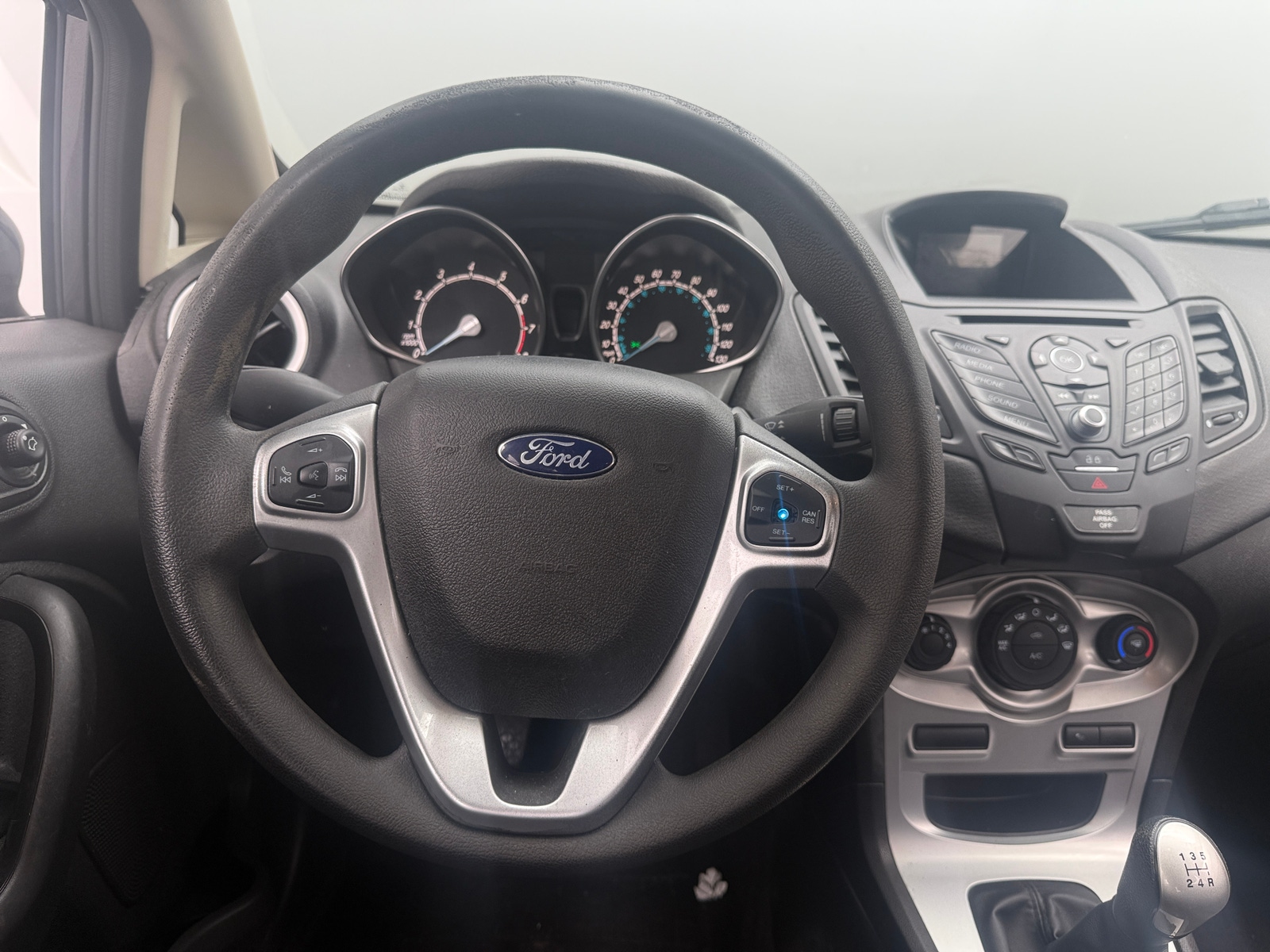 Thumbnail: 2017 Ford Fiesta - 5