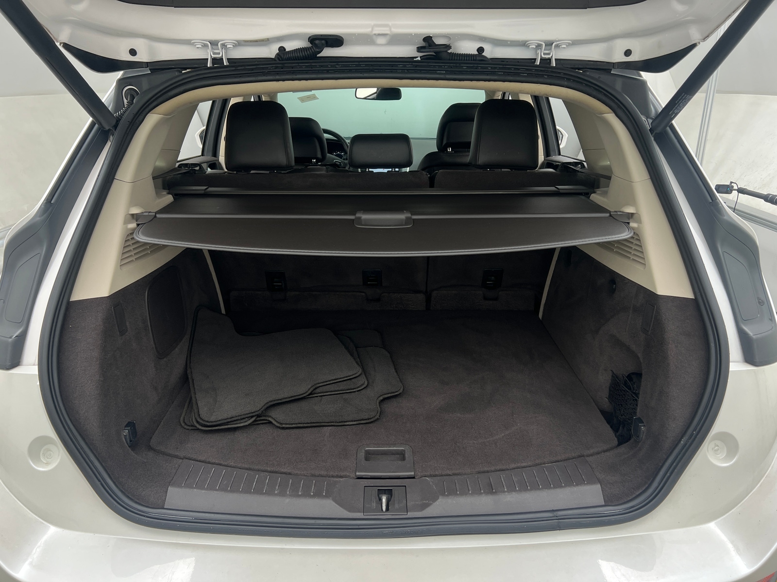 Thumbnail: 2017 Lincoln MKC - 6