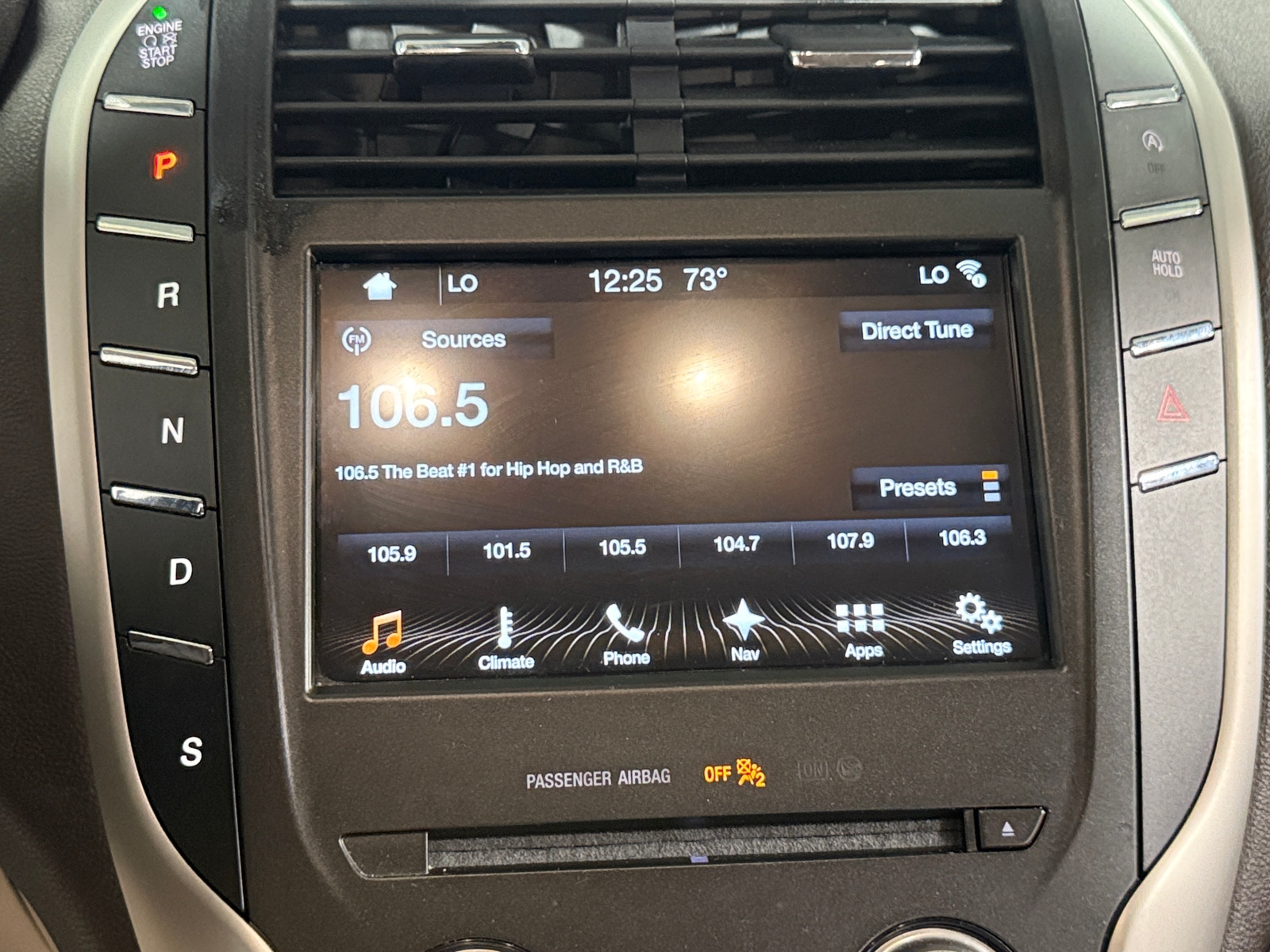 Thumbnail: 2017 Lincoln MKC - 3