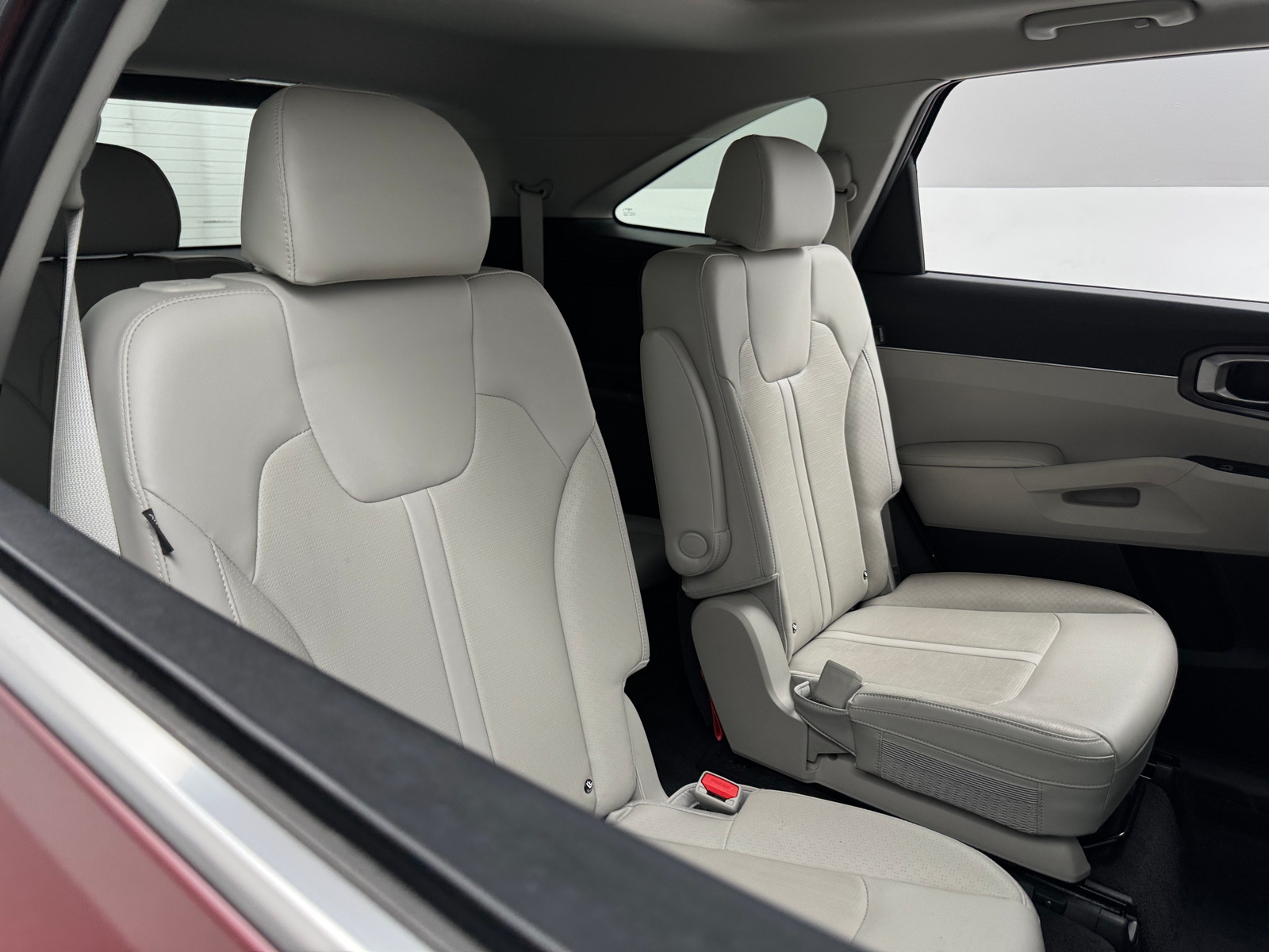 Thumbnail: 2024 Kia Sorento - 5