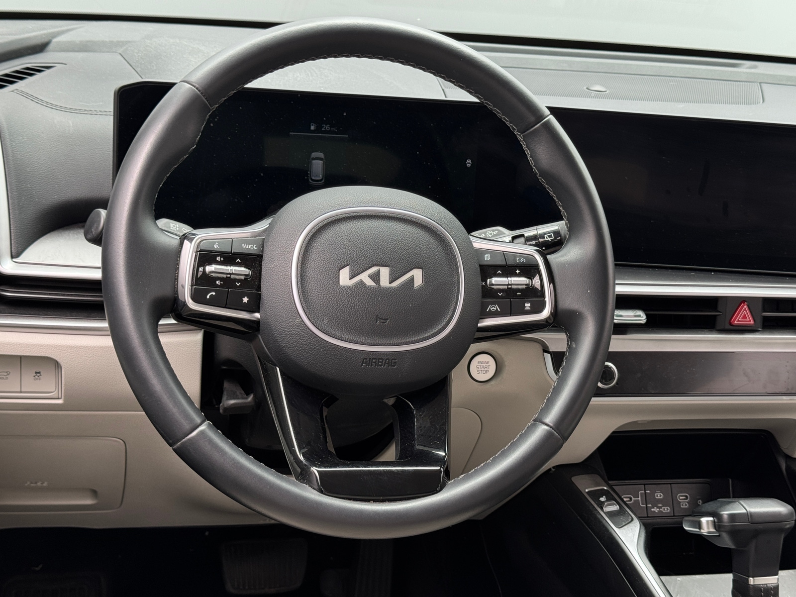 Thumbnail: 2024 Kia Sorento - 4