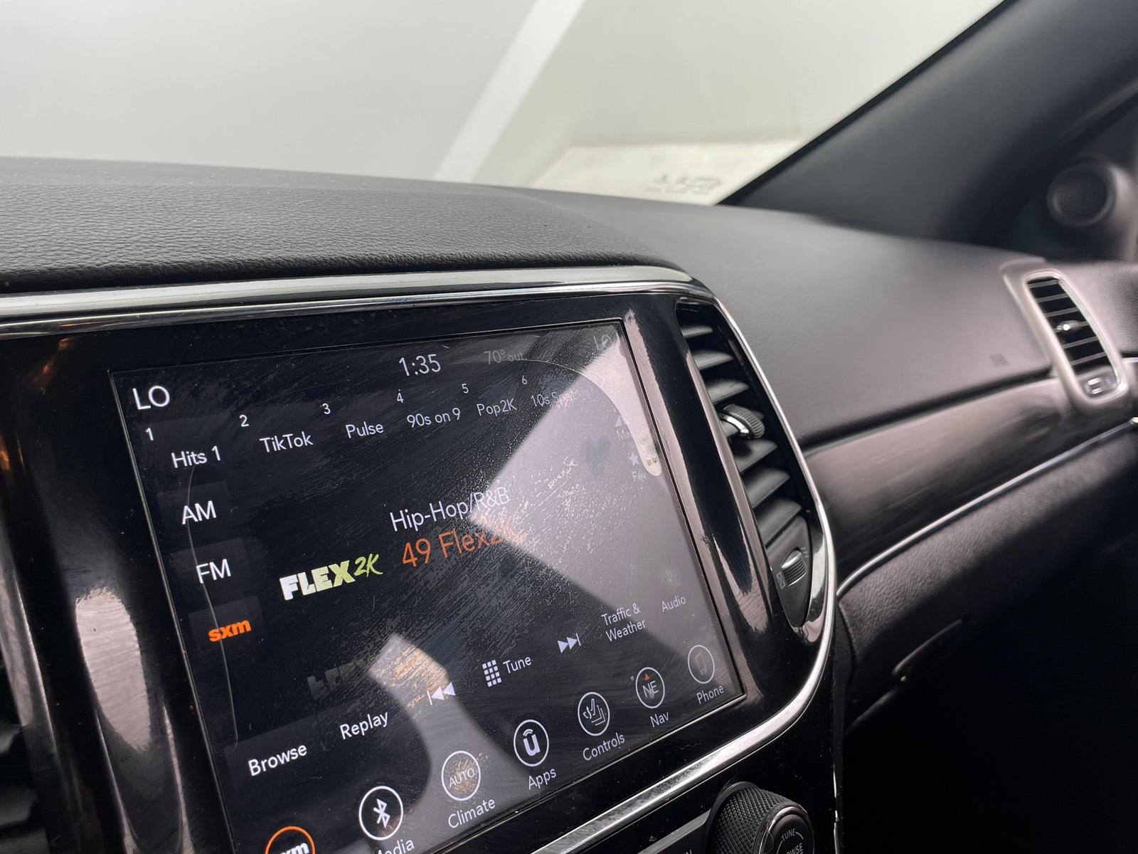 Thumbnail: 2019 Jeep Grand Cherokee - 3