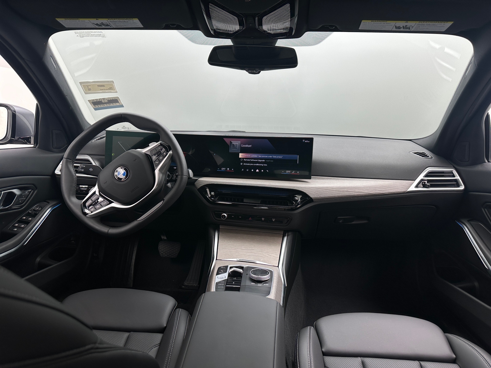 Thumbnail: 2026 BMW 3 Series - 2