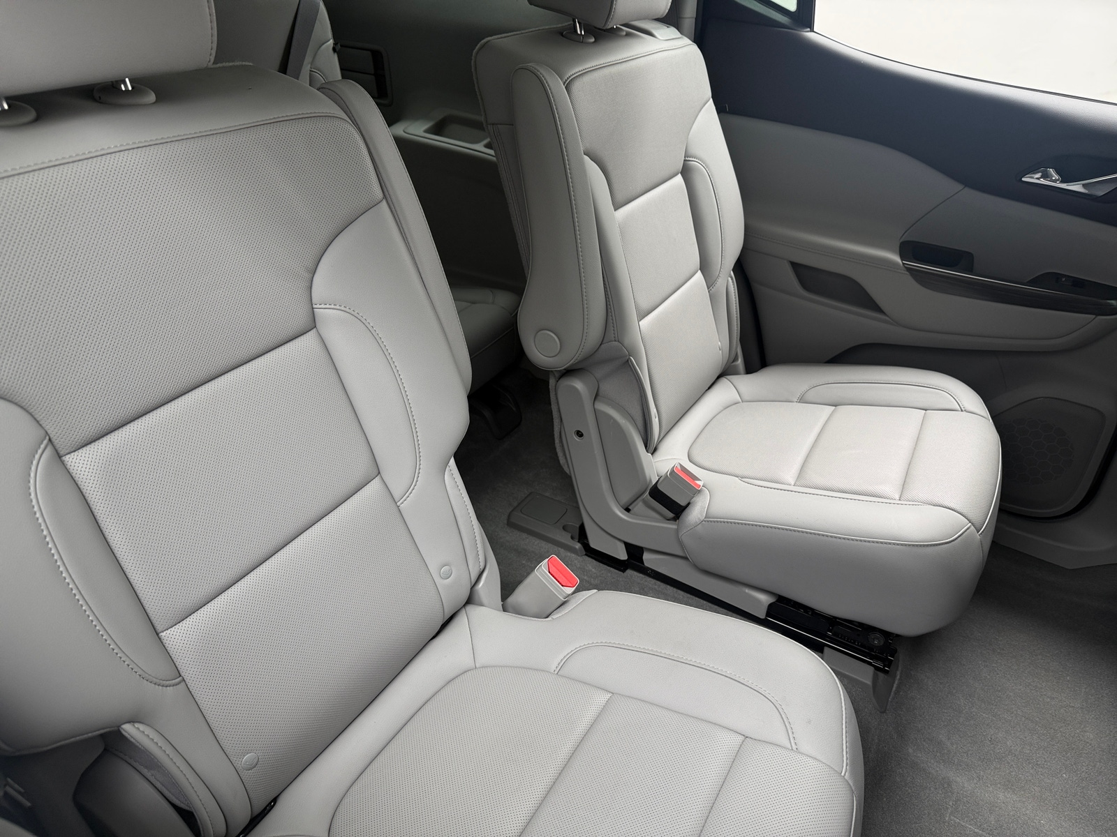 Thumbnail: 2023 GMC Acadia - 5