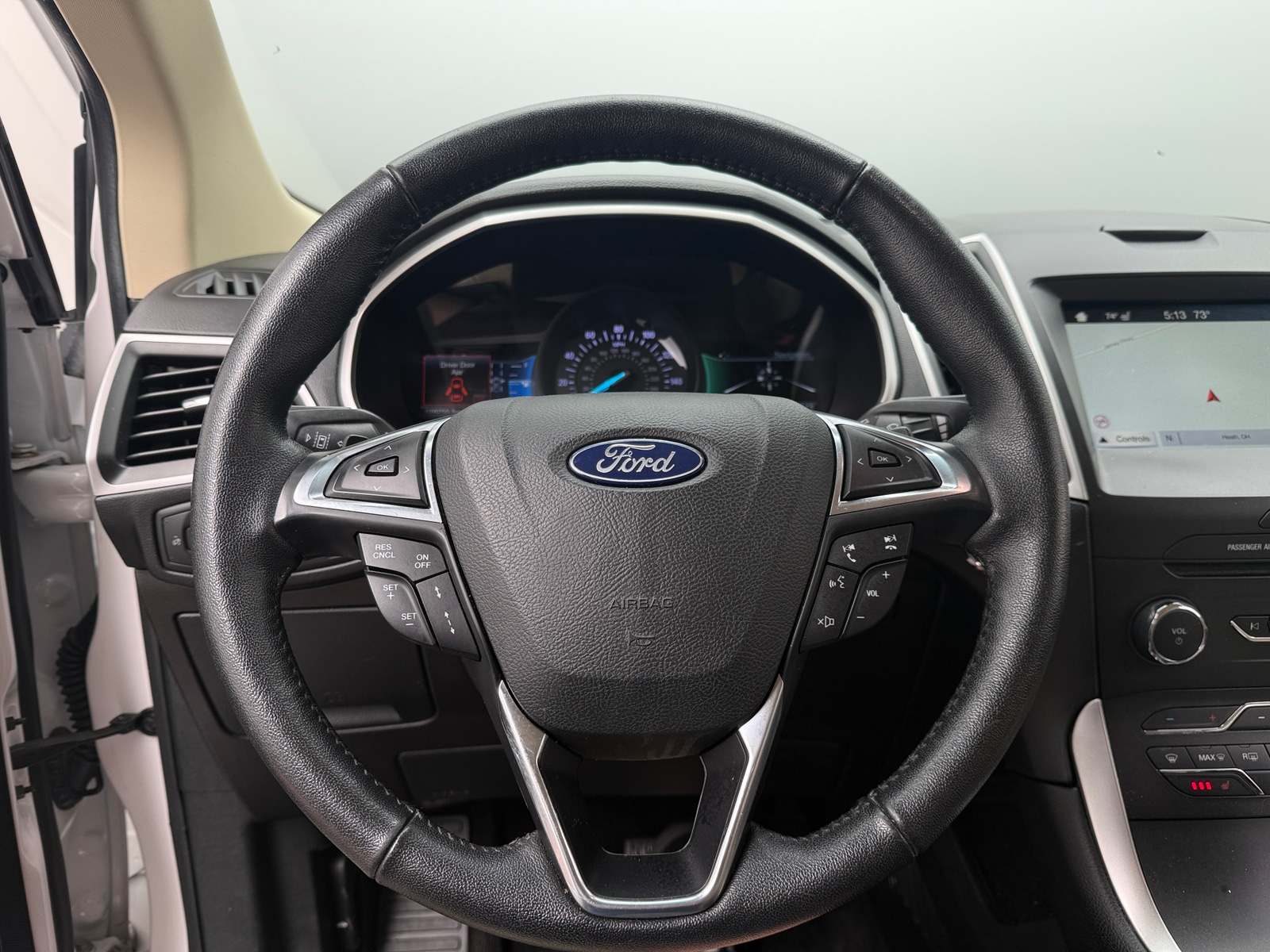 Thumbnail: 2018 Ford Edge - 4