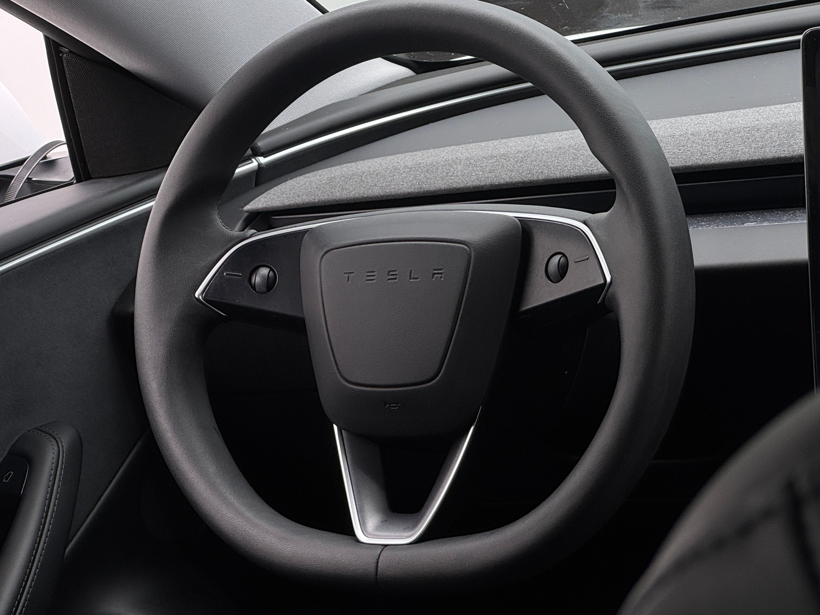Thumbnail: 2024 Tesla Model 3 - 4