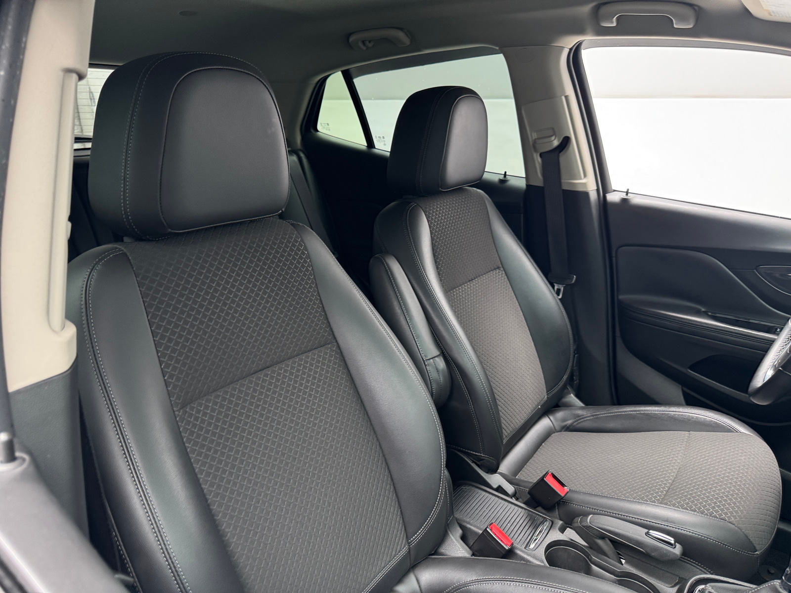 Thumbnail: 2018 Buick Encore - 2