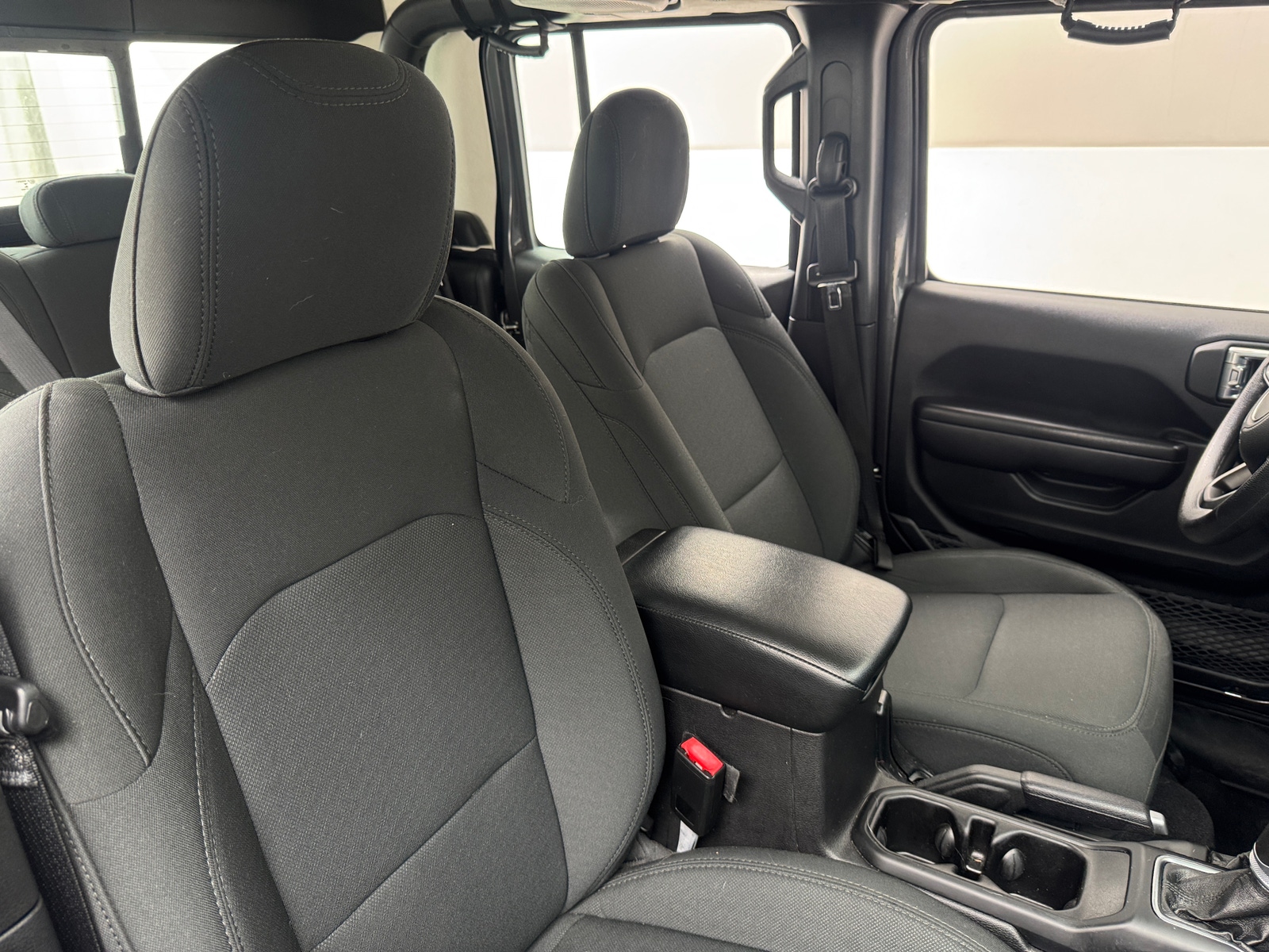Thumbnail: 2021 Jeep Gladiator - 2