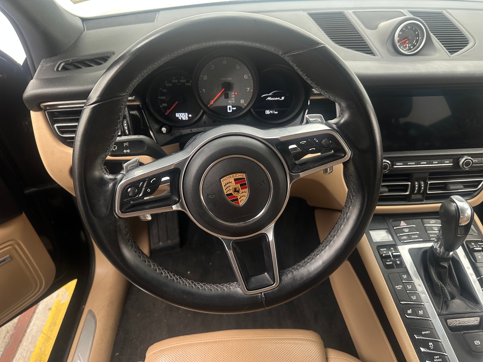 Thumbnail: 2020 Porsche Macan - 4