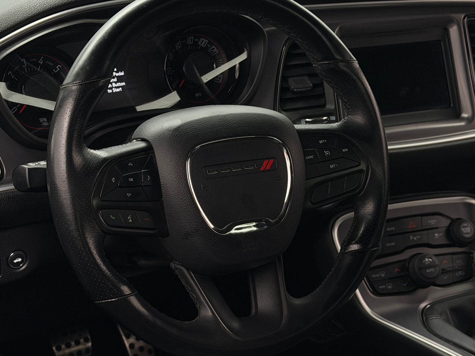 Thumbnail: 2020 Dodge Challenger - 4