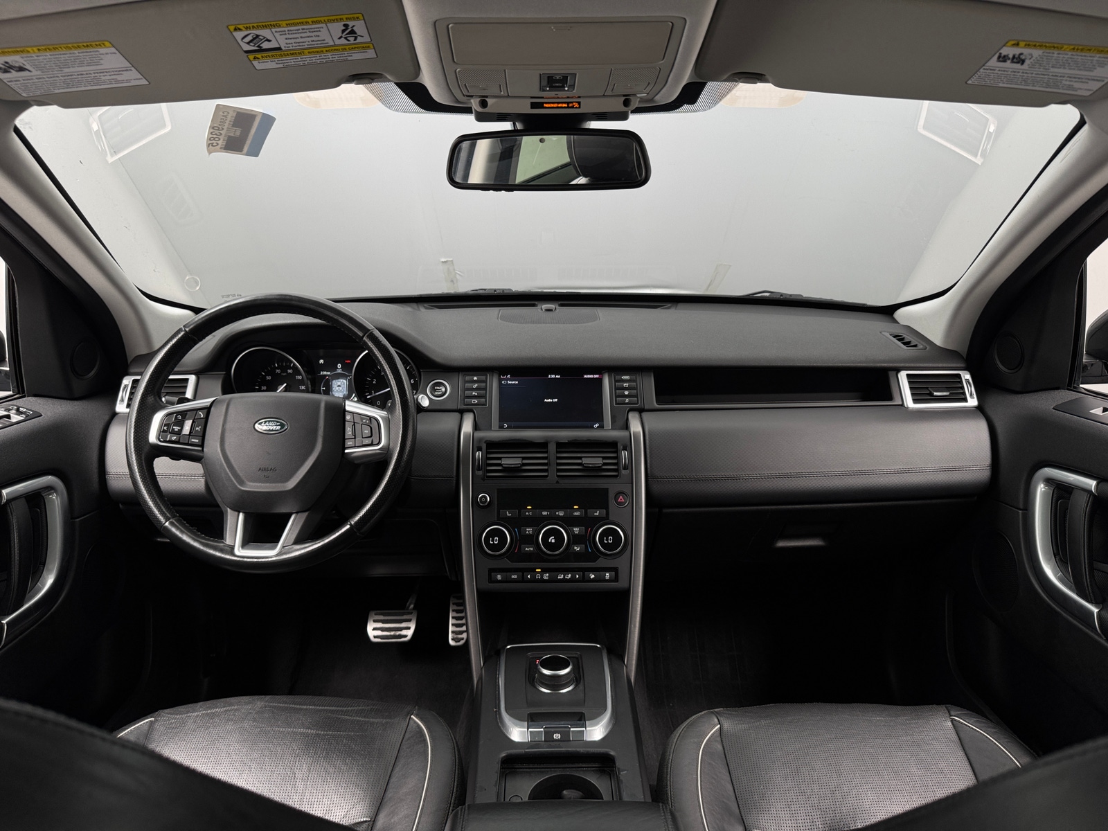 Thumbnail: 2018 Land Rover Discovery Sport - 2