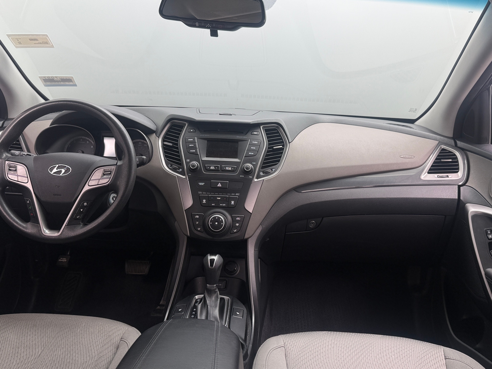 Thumbnail: 2015 Hyundai Santa Fe - 3