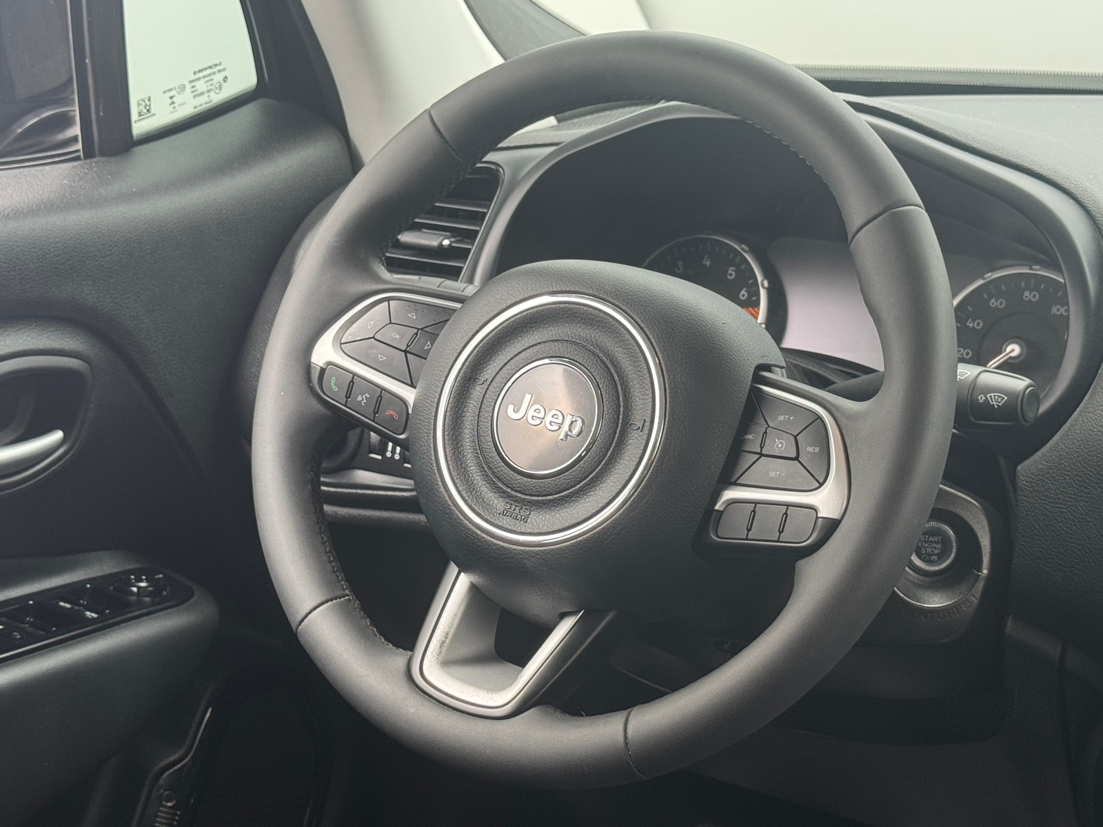 Thumbnail: 2023 Jeep Renegade - 5