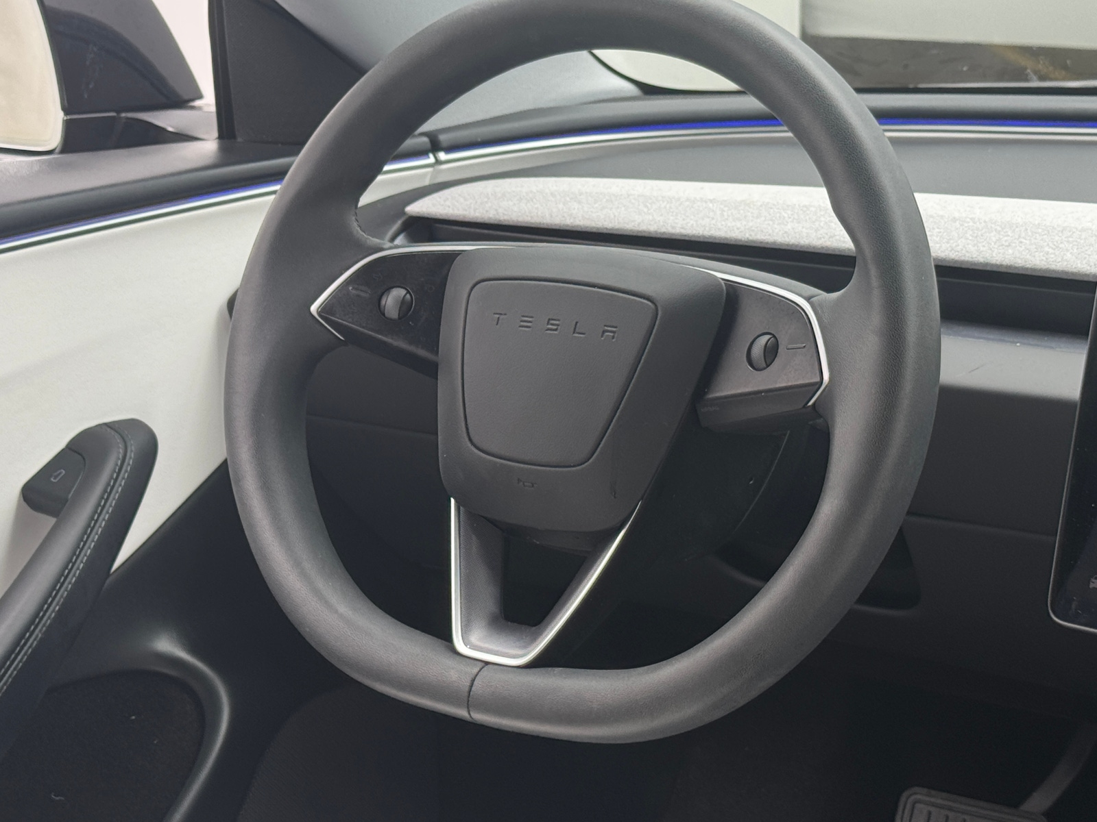 Thumbnail: 2025 Tesla Model 3 - 4
