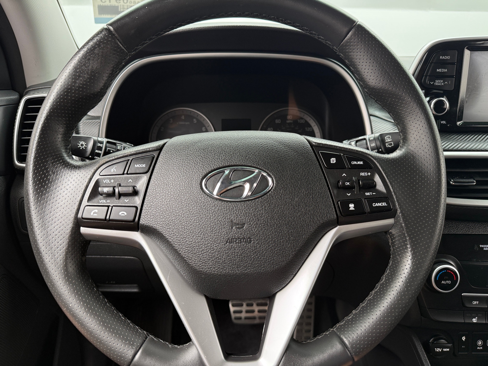 Thumbnail: 2019 Hyundai Tucson - 5